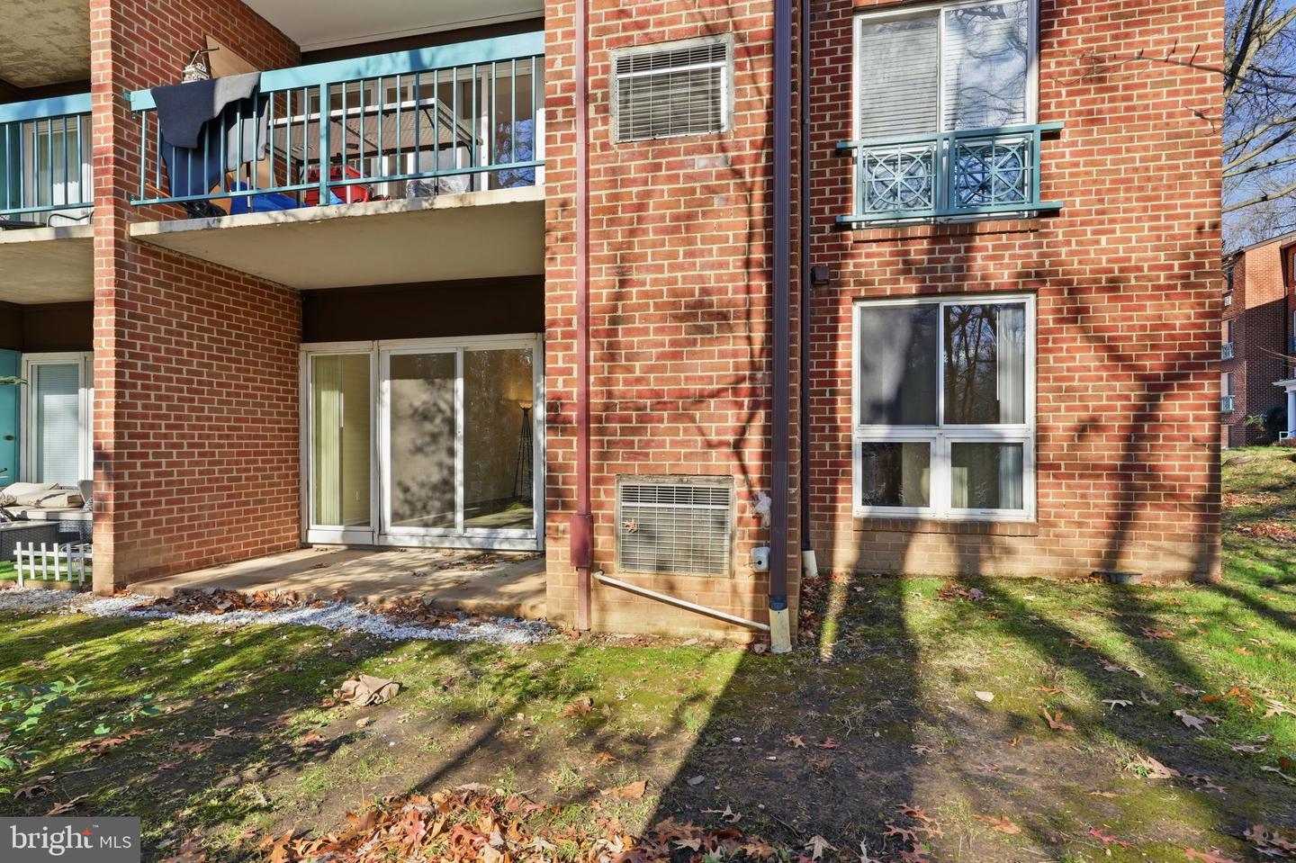 11807 BRETON CT #2B, RESTON, Virginia 20191, 2 Bedrooms Bedrooms, 7 Rooms Rooms,1 BathroomBathrooms,Residential,For sale,11807 BRETON CT #2B,VAFX2282990 MLS # VAFX2282990