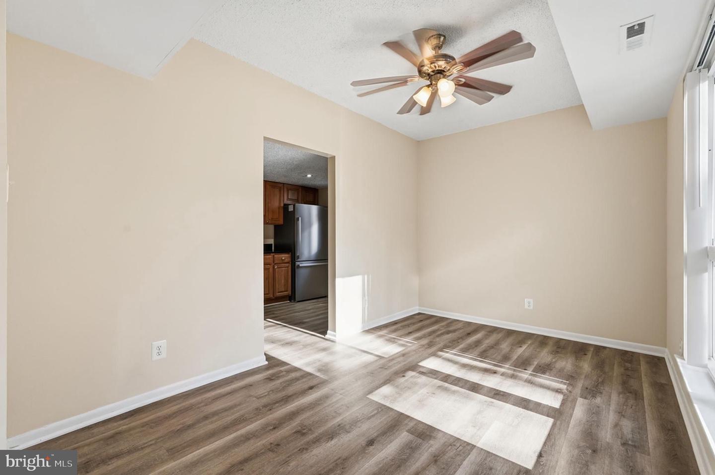 11807 BRETON CT #2B, RESTON, Virginia 20191, 2 Bedrooms Bedrooms, 7 Rooms Rooms,1 BathroomBathrooms,Residential,For sale,11807 BRETON CT #2B,VAFX2282990 MLS # VAFX2282990