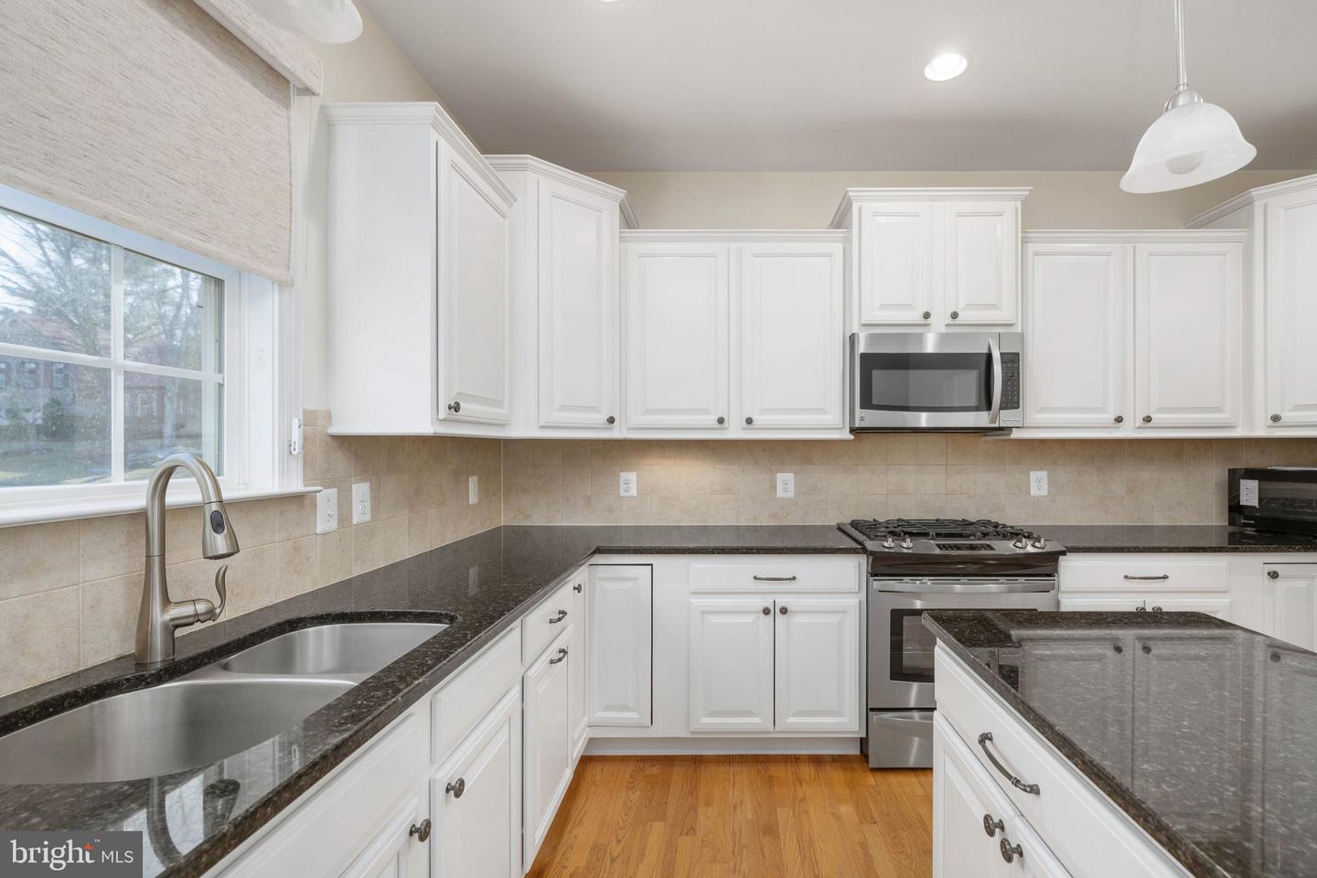 16199 SHEFFIELD DR, DUMFRIES, Virginia 22025, 4 Bedrooms Bedrooms, 12 Rooms Rooms,3 BathroomsBathrooms,Residential,For sale,16199 SHEFFIELD DR,VAPW2109406 MLS # VAPW2109406