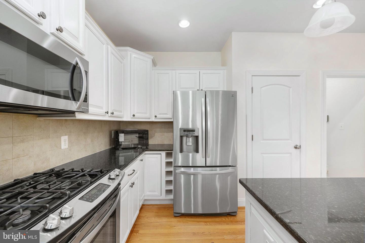 16199 SHEFFIELD DR, DUMFRIES, Virginia 22025, 4 Bedrooms Bedrooms, 12 Rooms Rooms,3 BathroomsBathrooms,Residential,For sale,16199 SHEFFIELD DR,VAPW2109406 MLS # VAPW2109406