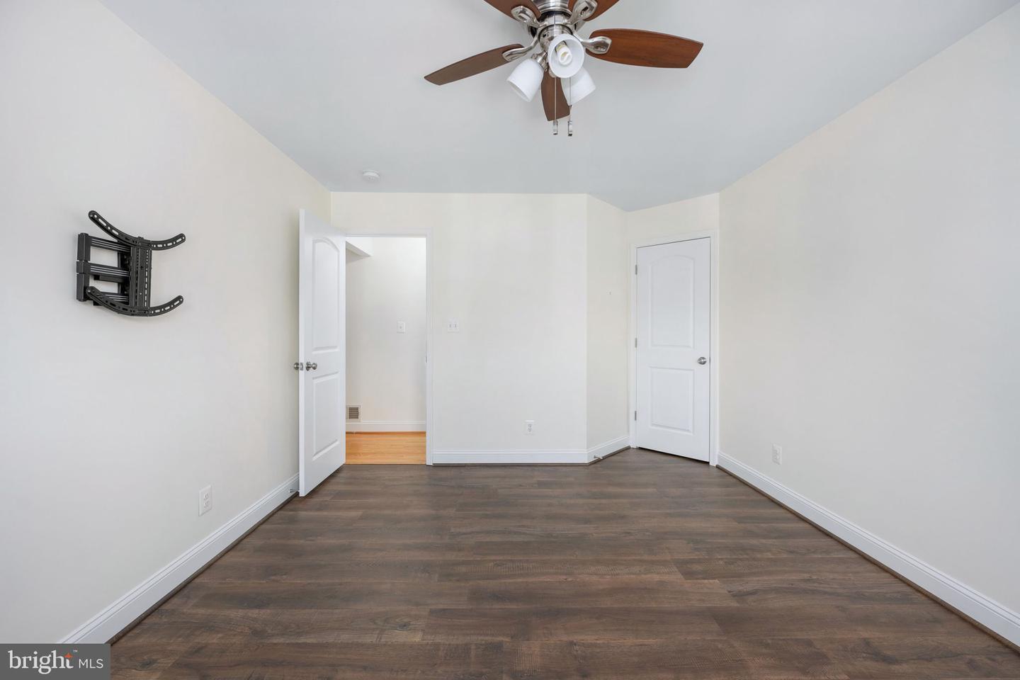 16199 SHEFFIELD DR, DUMFRIES, Virginia 22025, 4 Bedrooms Bedrooms, 12 Rooms Rooms,3 BathroomsBathrooms,Residential,For sale,16199 SHEFFIELD DR,VAPW2109406 MLS # VAPW2109406