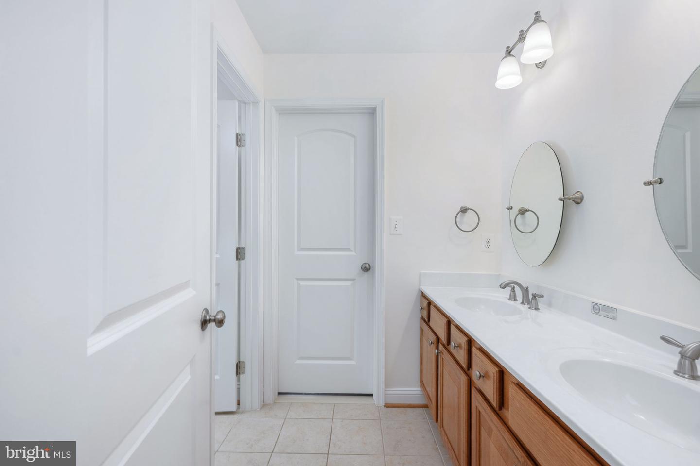 16199 SHEFFIELD DR, DUMFRIES, Virginia 22025, 4 Bedrooms Bedrooms, 12 Rooms Rooms,3 BathroomsBathrooms,Residential,For sale,16199 SHEFFIELD DR,VAPW2109406 MLS # VAPW2109406