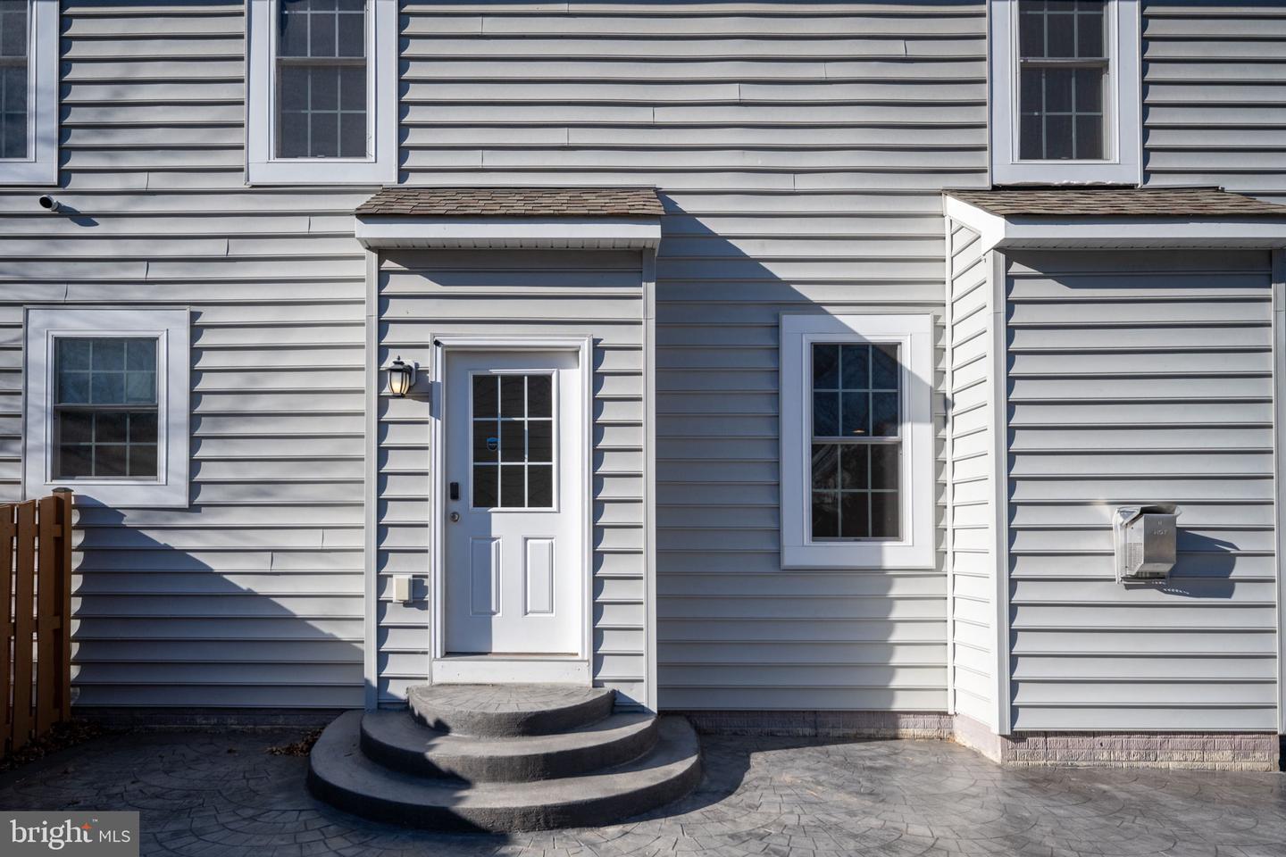 16199 SHEFFIELD DR, DUMFRIES, Virginia 22025, 4 Bedrooms Bedrooms, 12 Rooms Rooms,3 BathroomsBathrooms,Residential,For sale,16199 SHEFFIELD DR,VAPW2109406 MLS # VAPW2109406