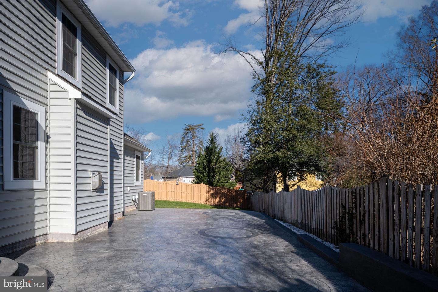 16199 SHEFFIELD DR, DUMFRIES, Virginia 22025, 4 Bedrooms Bedrooms, 12 Rooms Rooms,3 BathroomsBathrooms,Residential,For sale,16199 SHEFFIELD DR,VAPW2109406 MLS # VAPW2109406