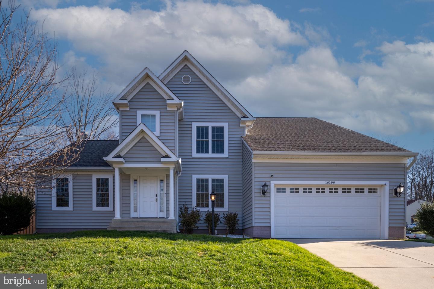 16199 SHEFFIELD DR, DUMFRIES, Virginia 22025, 4 Bedrooms Bedrooms, 12 Rooms Rooms,3 BathroomsBathrooms,Residential,For sale,16199 SHEFFIELD DR,VAPW2109406 MLS # VAPW2109406