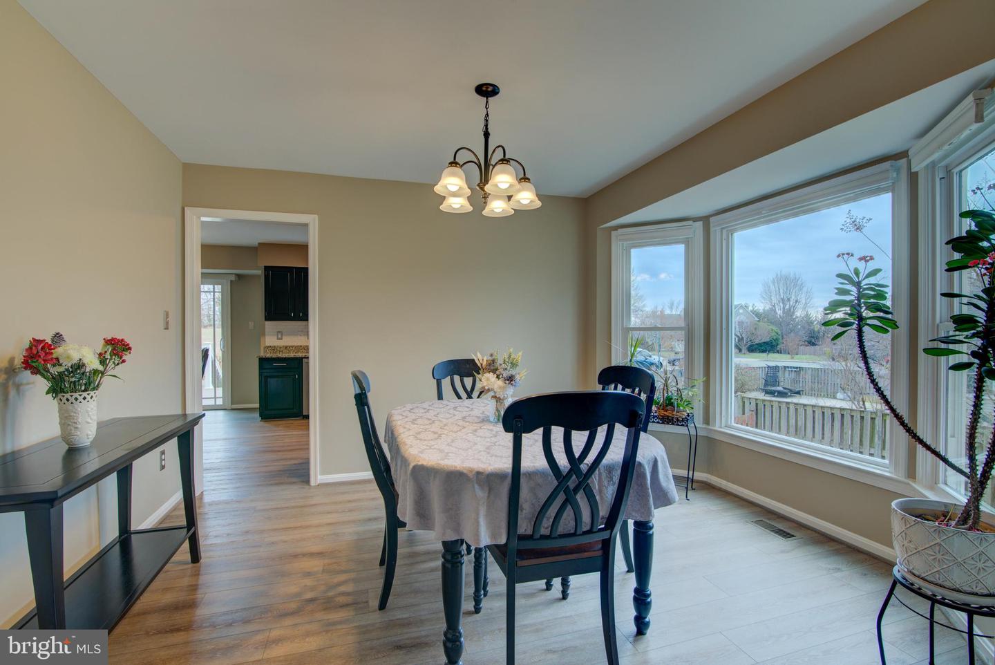 17372 HILLTOP DR, PURCELLVILLE, Virginia 20132, 4 Bedrooms Bedrooms, ,3 BathroomsBathrooms,Residential,For sale,17372 HILLTOP DR,VALO2112594 MLS # VALO2112594