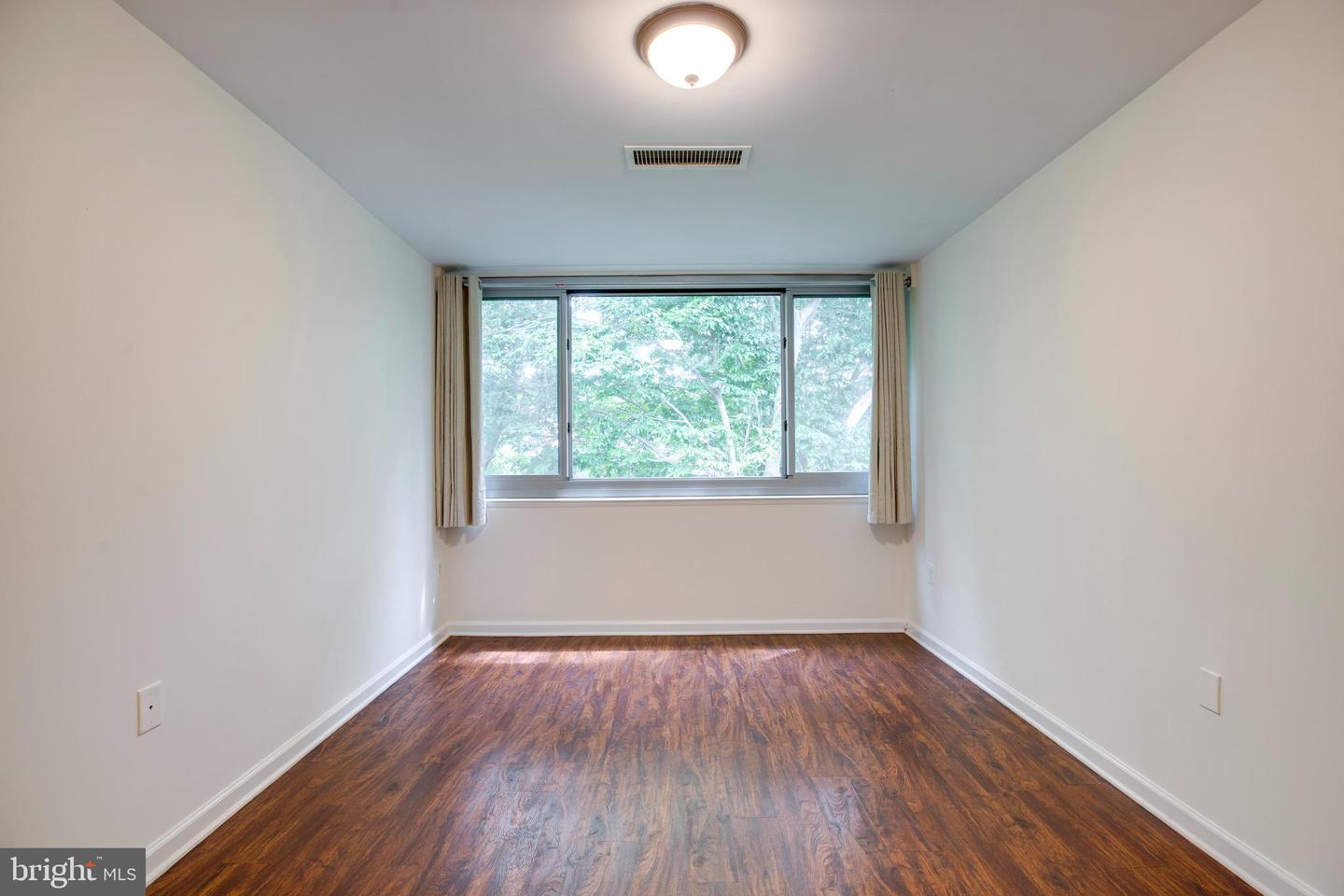 4415 BRIARWOOD CT N #53, ANNANDALE, Virginia 22003, 2 Bedrooms Bedrooms, ,1 BathroomBathrooms,Residential,For sale,4415 BRIARWOOD CT N #53,VAFX2283064 MLS # VAFX2283064