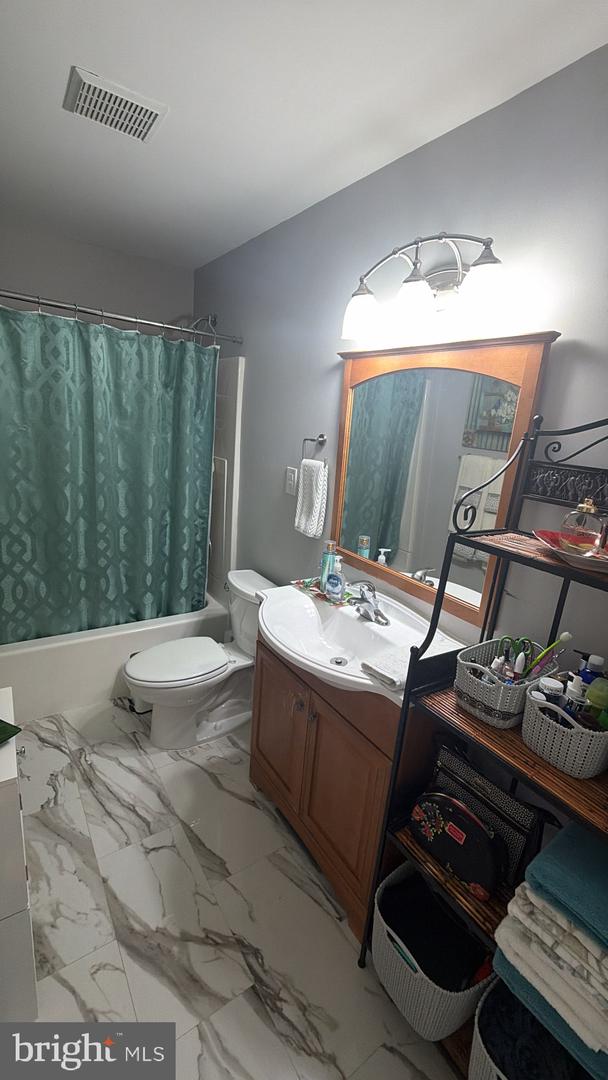 11998 YOUNGTREE CT, BRISTOW, Virginia 20136, 4 Bedrooms Bedrooms, ,3 BathroomsBathrooms,Residential,For sale,11998 YOUNGTREE CT,VAPW2109418 MLS # VAPW2109418