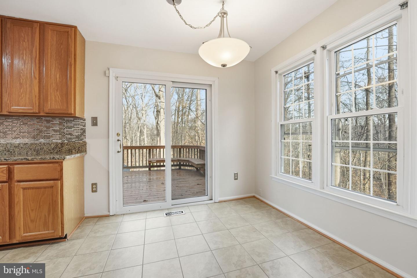 7900 FOREST PATH WAY, SPRINGFIELD, Virginia 22153, 3 Bedrooms Bedrooms, ,3 BathroomsBathrooms,Residential,For sale,7900 FOREST PATH WAY,VAFX2283086 MLS # VAFX2283086