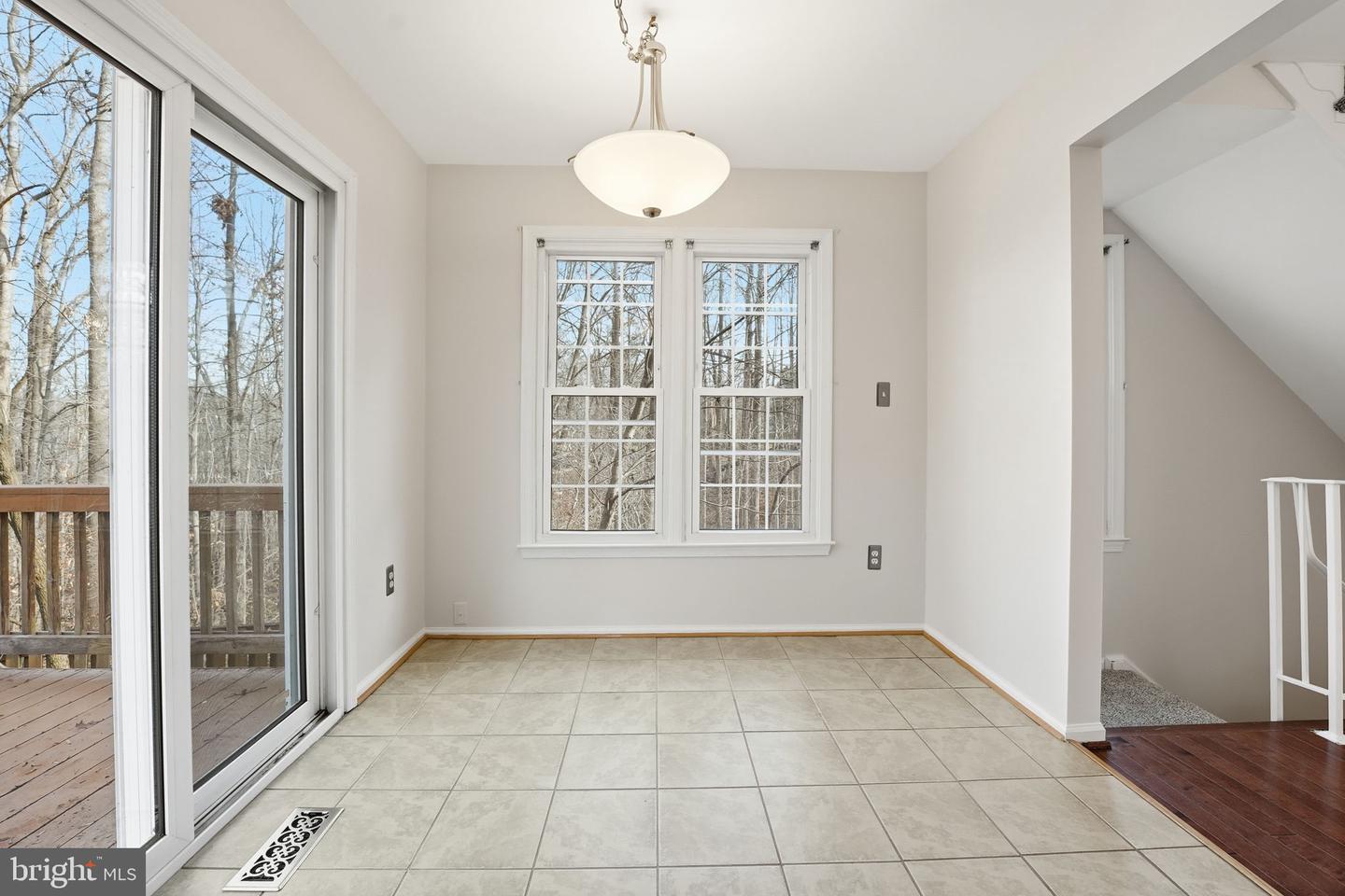 7900 FOREST PATH WAY, SPRINGFIELD, Virginia 22153, 3 Bedrooms Bedrooms, ,3 BathroomsBathrooms,Residential,For sale,7900 FOREST PATH WAY,VAFX2283086 MLS # VAFX2283086