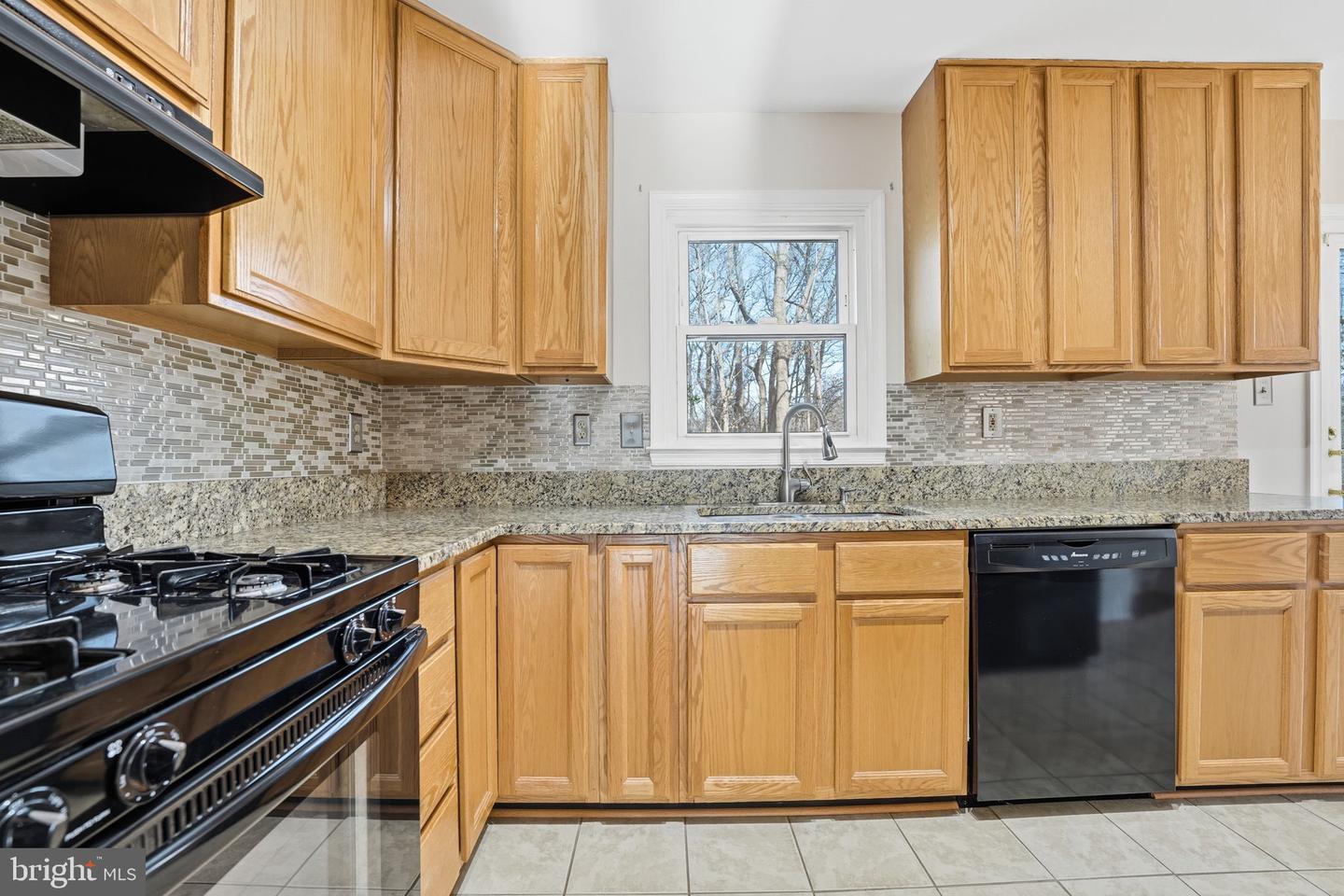 7900 FOREST PATH WAY, SPRINGFIELD, Virginia 22153, 3 Bedrooms Bedrooms, ,3 BathroomsBathrooms,Residential,For sale,7900 FOREST PATH WAY,VAFX2283086 MLS # VAFX2283086