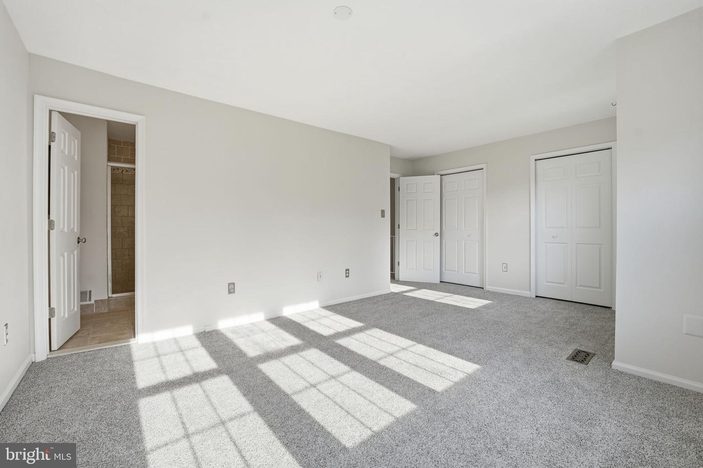 7900 FOREST PATH WAY, SPRINGFIELD, Virginia 22153, 3 Bedrooms Bedrooms, ,3 BathroomsBathrooms,Residential,For sale,7900 FOREST PATH WAY,VAFX2283086 MLS # VAFX2283086