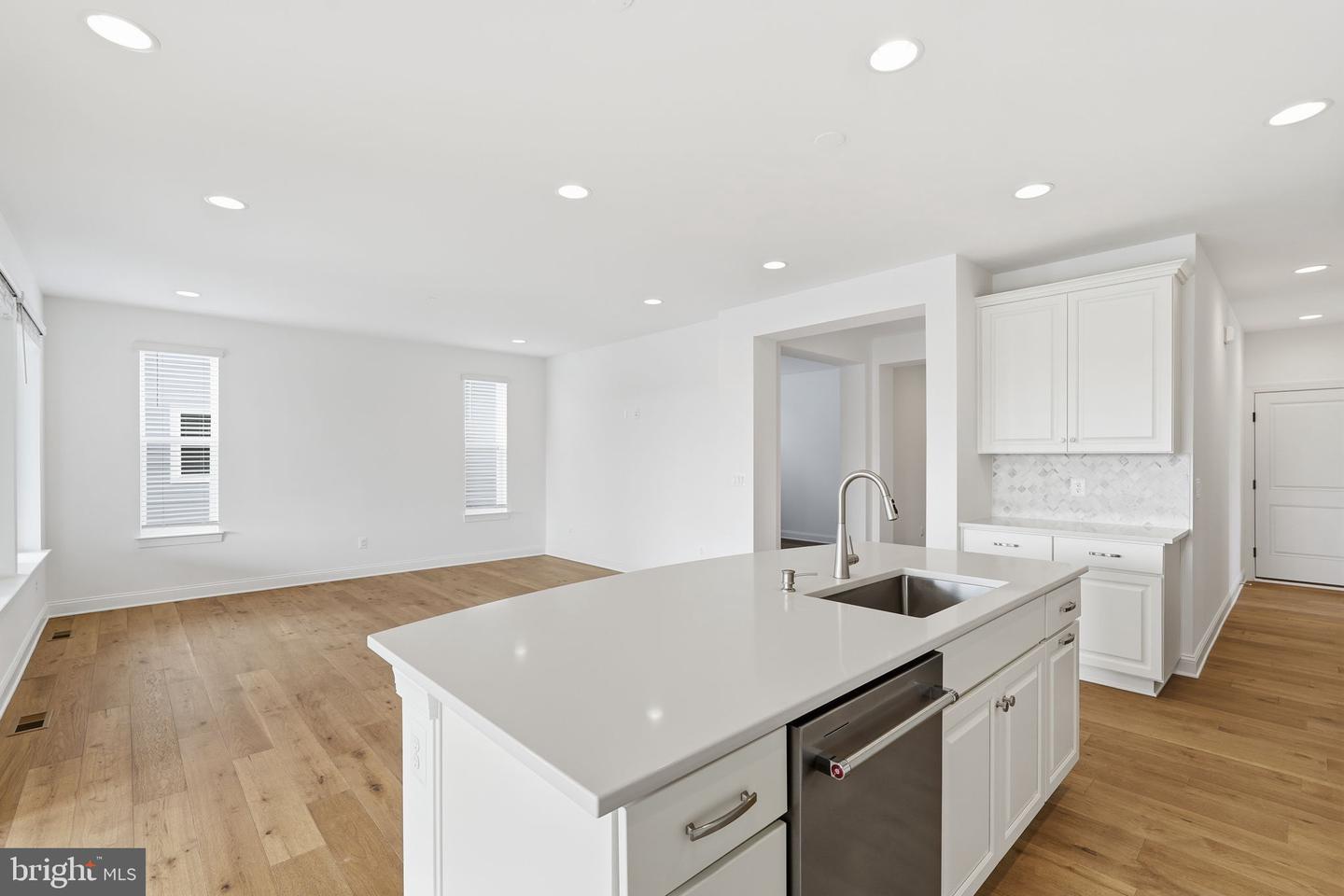 112 BETONY CT, LAKE FREDERICK, Virginia 22630, 3 Bedrooms Bedrooms, ,3 BathroomsBathrooms,Residential,For sale,112 BETONY CT,VAFV2038562 MLS # VAFV2038562