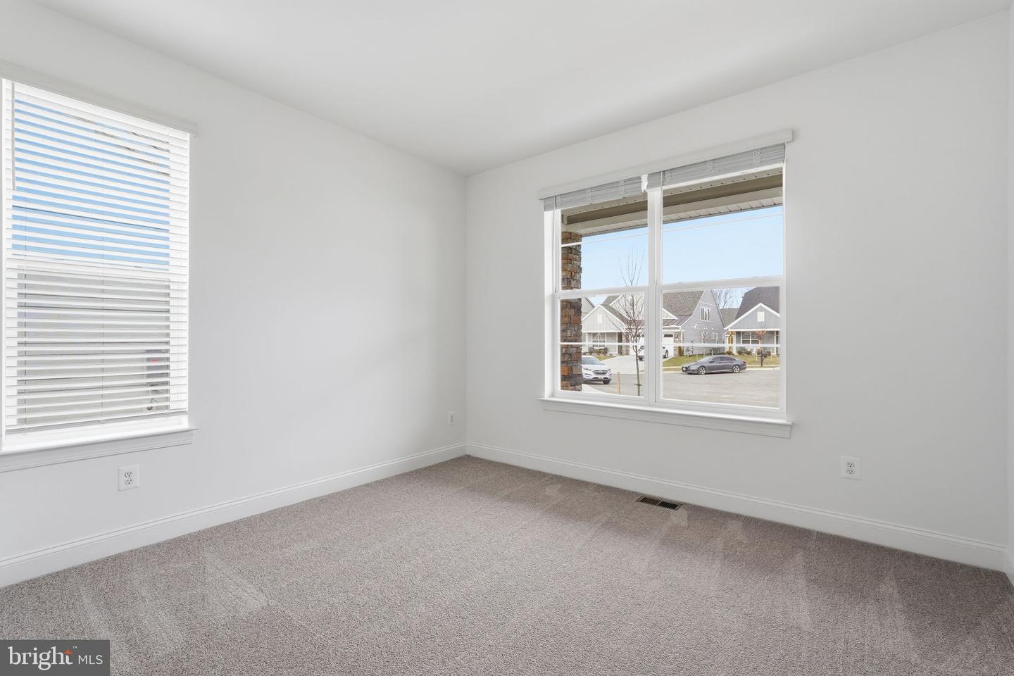 112 BETONY CT, LAKE FREDERICK, Virginia 22630, 3 Bedrooms Bedrooms, ,3 BathroomsBathrooms,Residential,For sale,112 BETONY CT,VAFV2038562 MLS # VAFV2038562