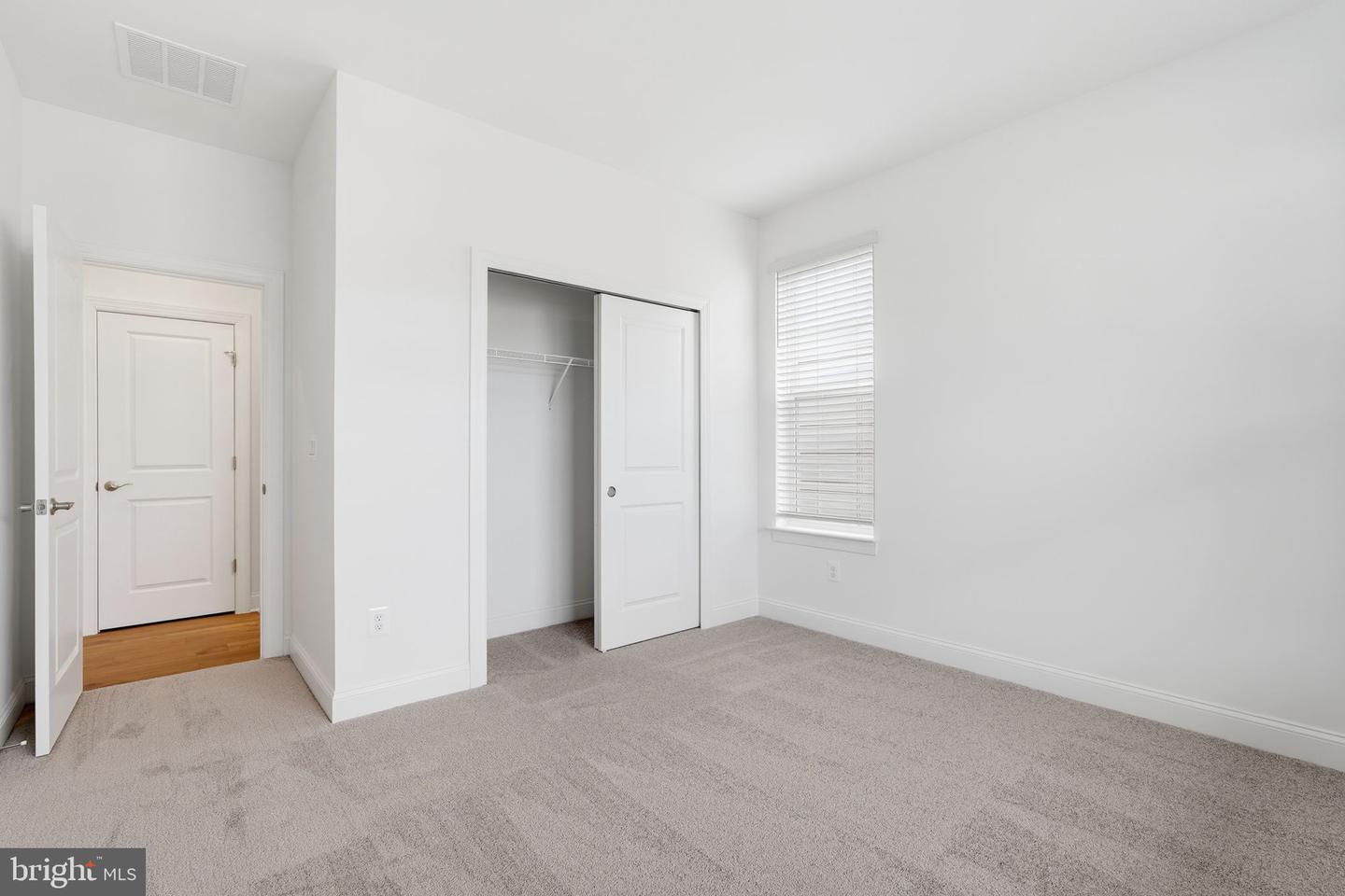 112 BETONY CT, LAKE FREDERICK, Virginia 22630, 3 Bedrooms Bedrooms, ,3 BathroomsBathrooms,Residential,For sale,112 BETONY CT,VAFV2038562 MLS # VAFV2038562