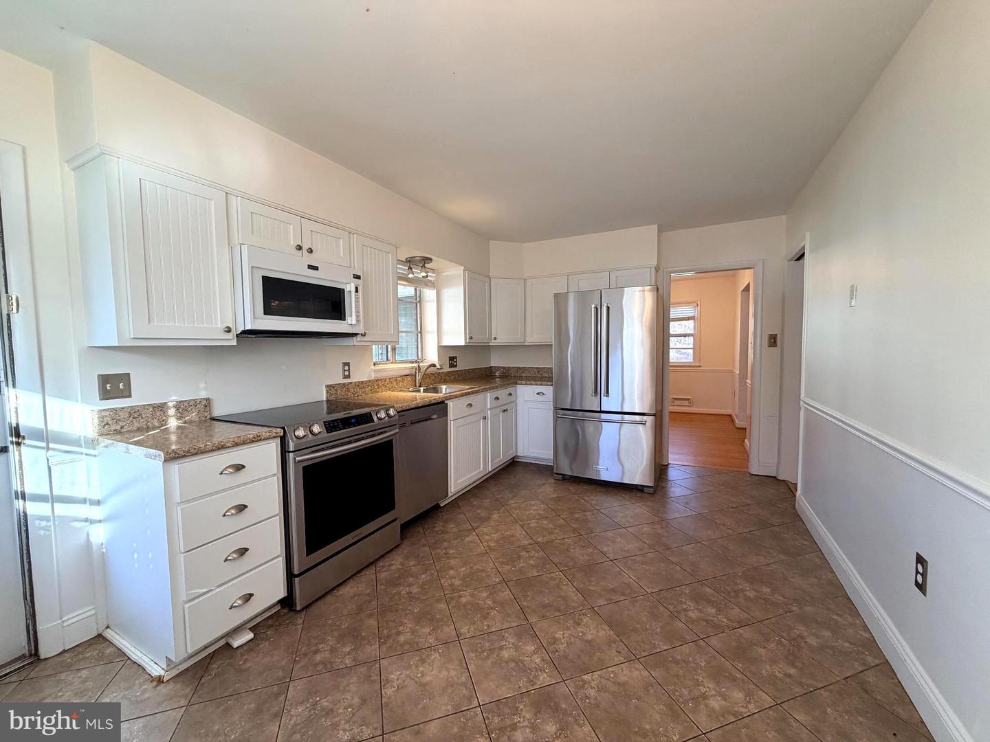 6426 NOBLE DR, MCLEAN, Virginia 22101, 4 Bedrooms Bedrooms, ,2 BathroomsBathrooms,Residential,For sale,6426 NOBLE DR,VAFX2283114 MLS # VAFX2283114