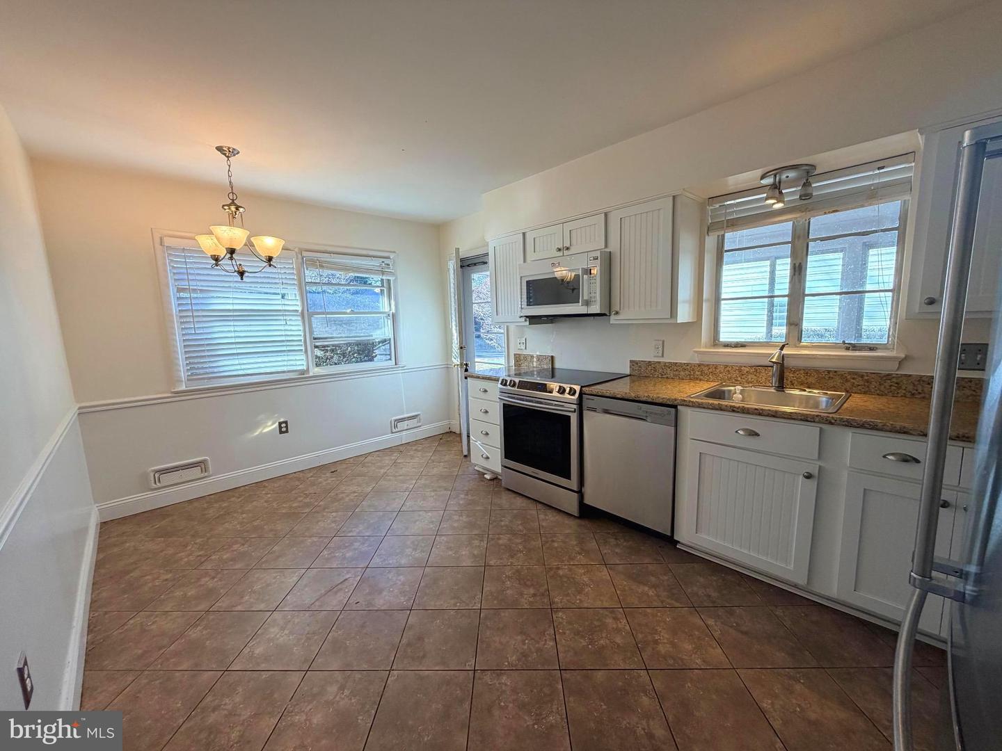 6426 NOBLE DR, MCLEAN, Virginia 22101, 4 Bedrooms Bedrooms, ,2 BathroomsBathrooms,Residential,For sale,6426 NOBLE DR,VAFX2283114 MLS # VAFX2283114