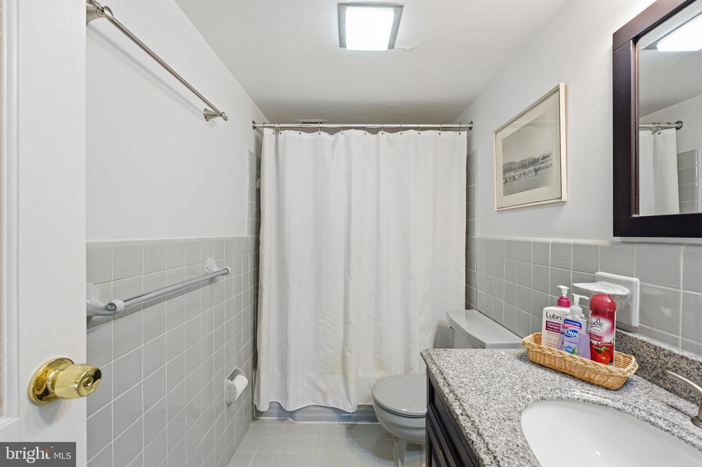 4201 CATHEDRAL AVE NW #905E, WASHINGTON, District Of Columbia 20016, 3 Bedrooms Bedrooms, 5 Rooms Rooms,2 BathroomsBathrooms,Residential,For sale,4201 CATHEDRAL AVE NW #905E,DCDC2235628 MLS # DCDC2235628