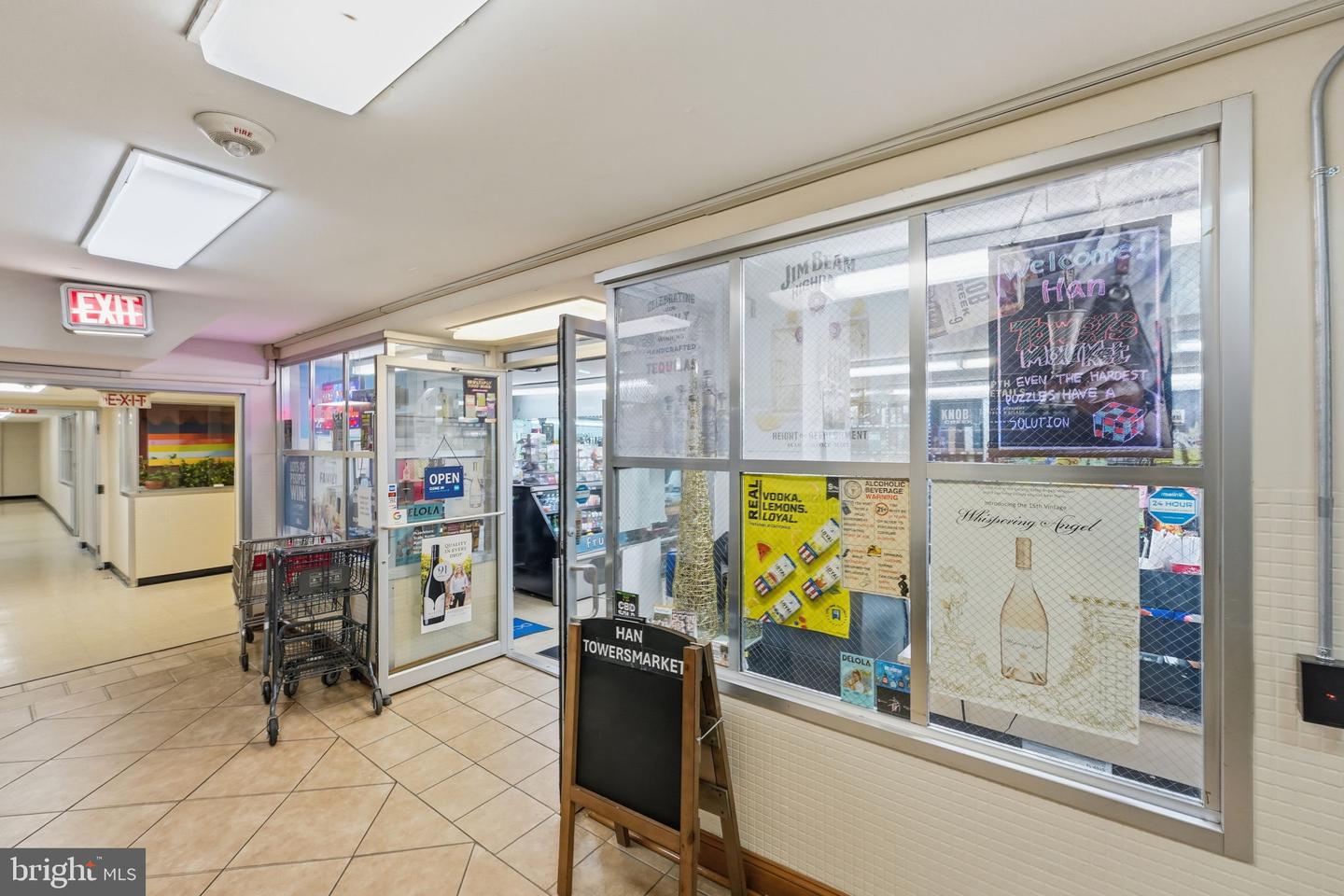 4201 CATHEDRAL AVE NW #905E, WASHINGTON, District Of Columbia 20016, 3 Bedrooms Bedrooms, 5 Rooms Rooms,2 BathroomsBathrooms,Residential,For sale,4201 CATHEDRAL AVE NW #905E,DCDC2235628 MLS # DCDC2235628