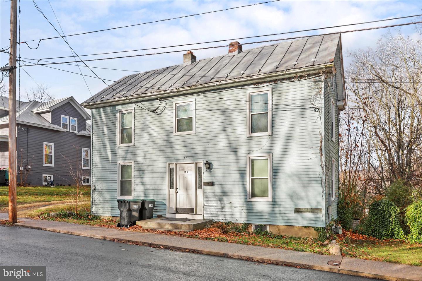 148 SHARPE ST, STRASBURG, Virginia 22657, 4 Bedrooms Bedrooms, ,1 BathroomBathrooms,Residential,For sale,148 SHARPE ST,VASH2013234 MLS # VASH2013234