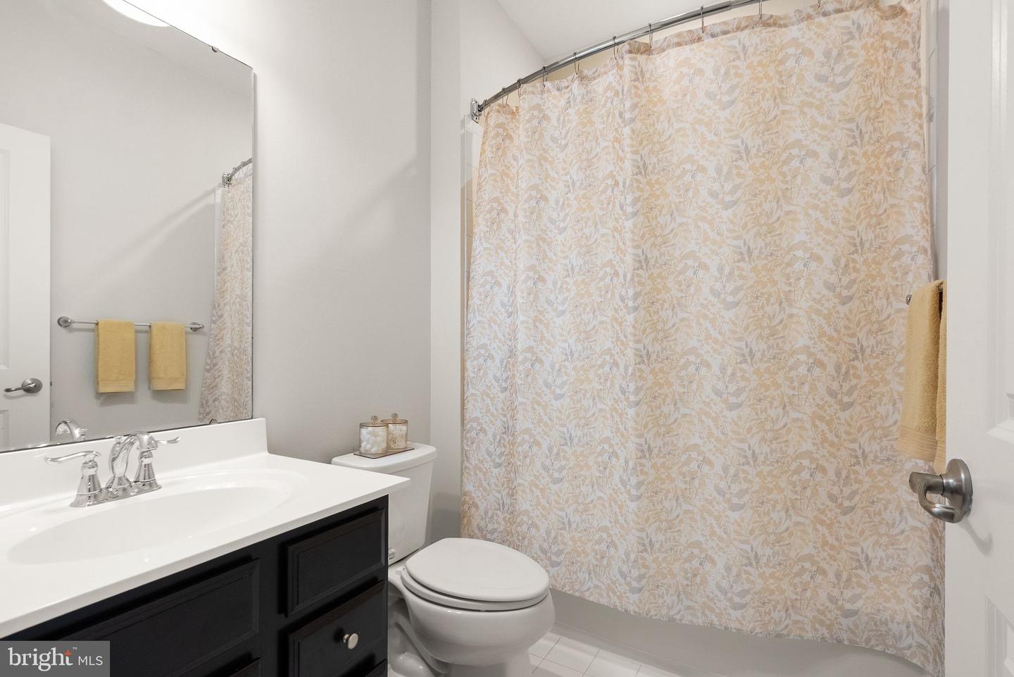 41688 MCMONAGLE SQ, ALDIE, Virginia 20105, 3 Bedrooms Bedrooms, ,2 BathroomsBathrooms,Residential,For sale,41688 MCMONAGLE SQ,VALO2112644 MLS # VALO2112644