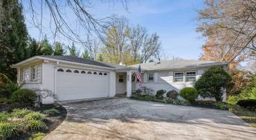 6223 LOCH RAVEN DR, MCLEAN, Virginia 22101, 4 Bedrooms Bedrooms, ,3 BathroomsBathrooms,Residential,For sale,6223 LOCH RAVEN DR,VAFX2283152 MLS # VAFX2283152