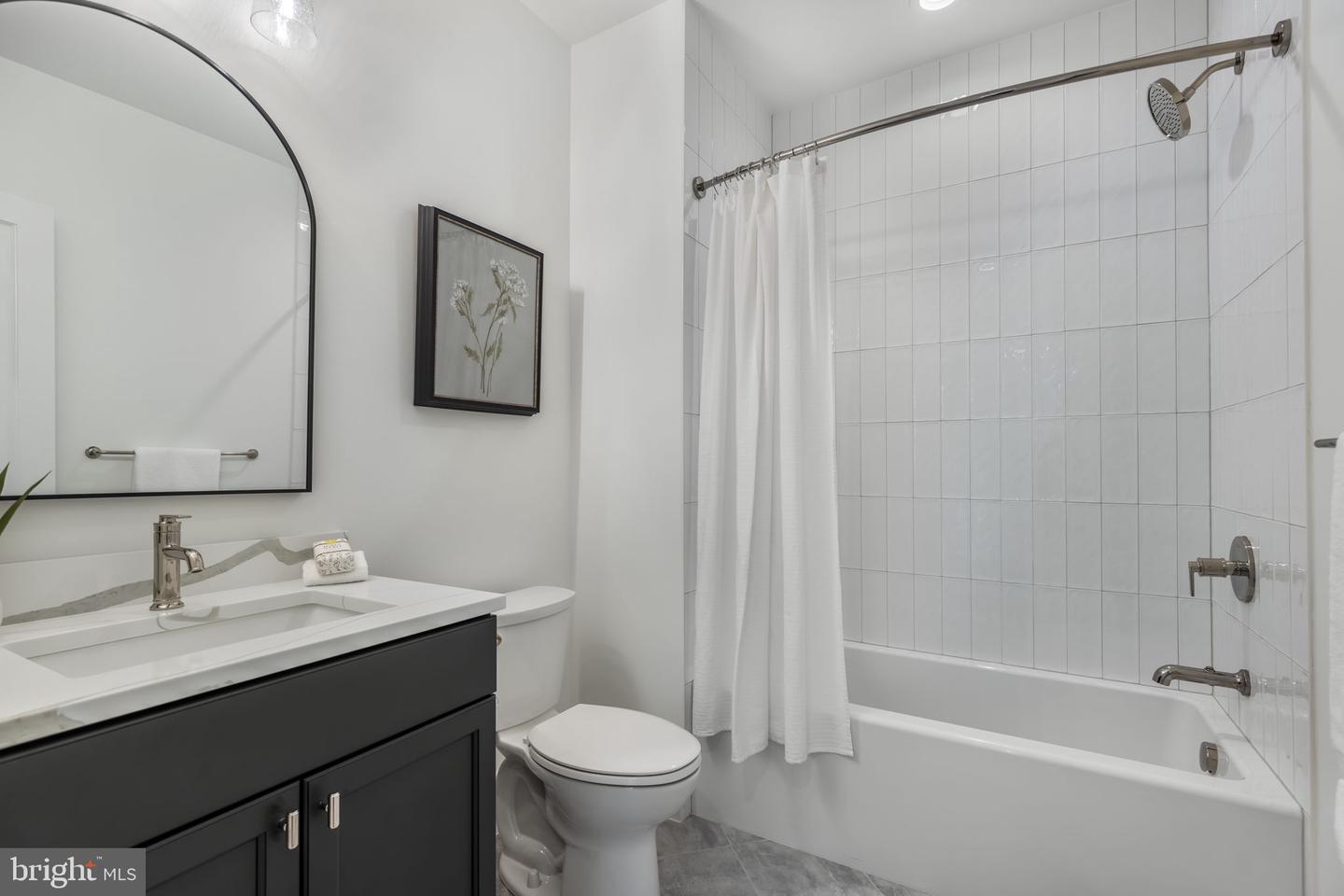 629 N LINCOLN ST N, ARLINGTON, Virginia 22201, 6 Bedrooms Bedrooms, ,6 BathroomsBathrooms,Residential,For sale,629 N LINCOLN ST N,VAAR2067076 MLS # VAAR2067076