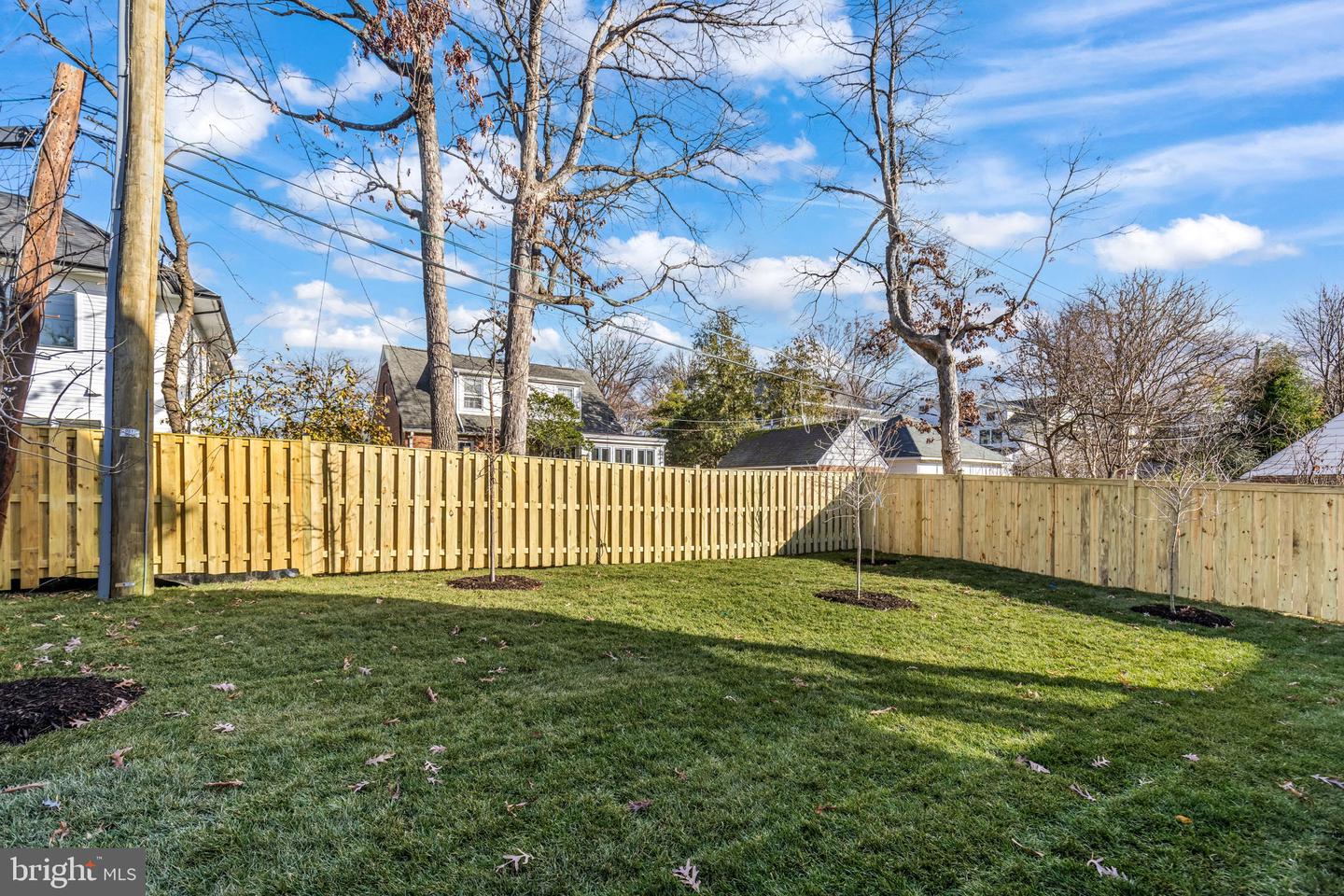 629 N LINCOLN ST N, ARLINGTON, Virginia 22201, 6 Bedrooms Bedrooms, ,6 BathroomsBathrooms,Residential,For sale,629 N LINCOLN ST N,VAAR2067076 MLS # VAAR2067076