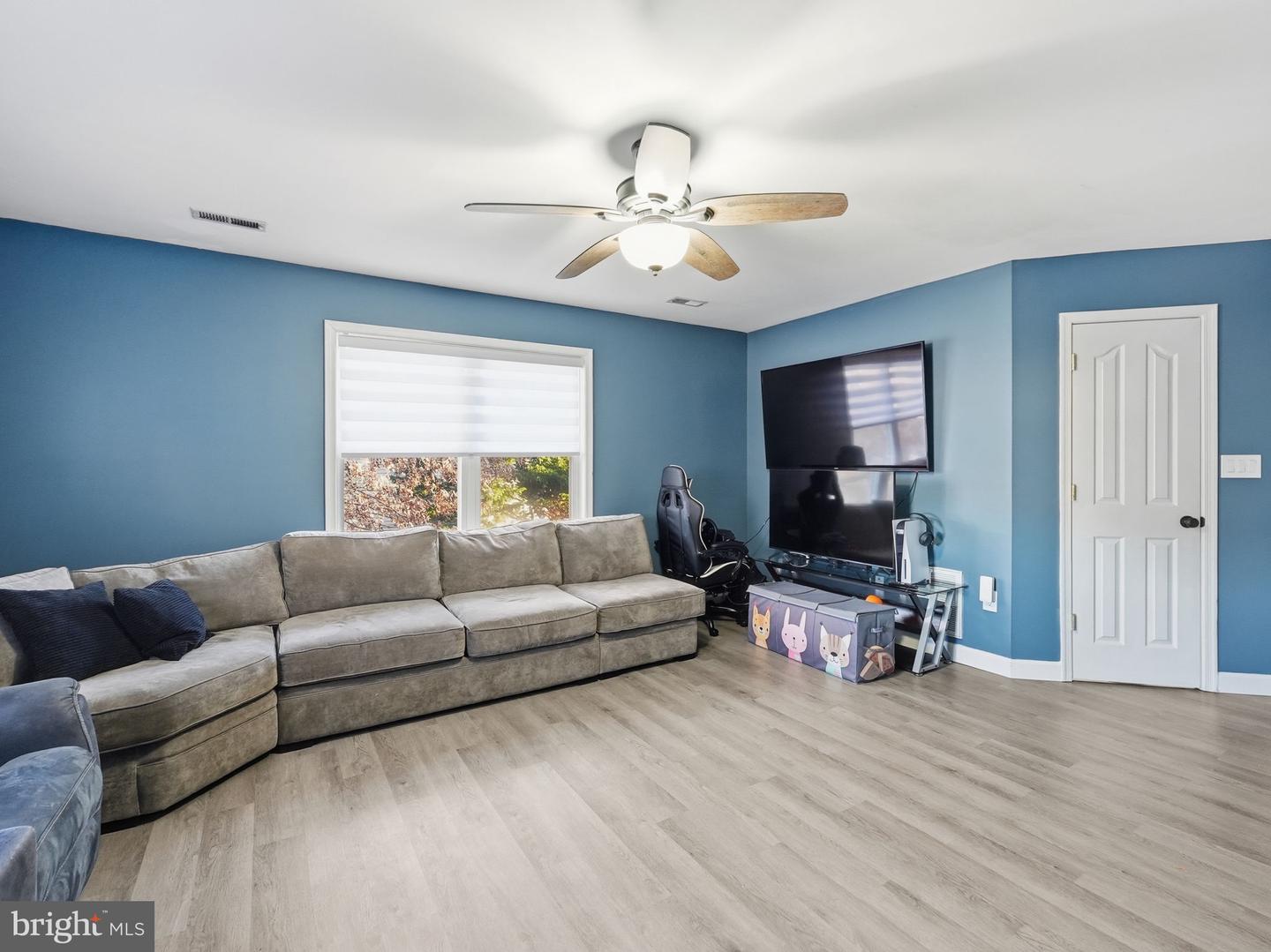 2 SUNSET RIDGE LN, FREDERICKSBURG, Virginia 22405, 4 Bedrooms Bedrooms, ,2 BathroomsBathrooms,Residential,For sale,2 SUNSET RIDGE LN,VAST2044812 MLS # VAST2044812