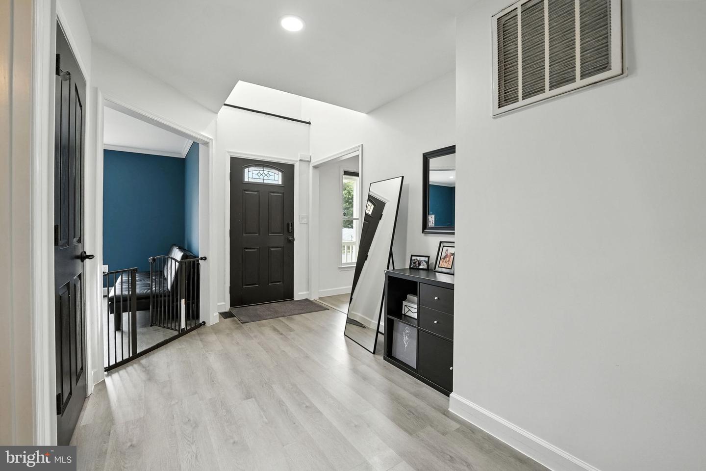 2 SUNSET RIDGE LN, FREDERICKSBURG, Virginia 22405, 4 Bedrooms Bedrooms, ,2 BathroomsBathrooms,Residential,For sale,2 SUNSET RIDGE LN,VAST2044812 MLS # VAST2044812