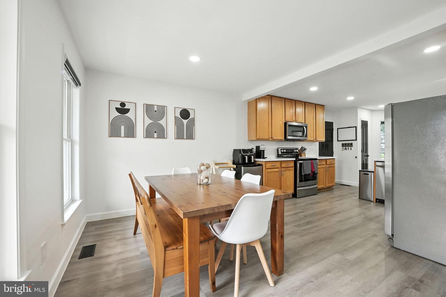 2 SUNSET RIDGE LN, FREDERICKSBURG, Virginia 22405, 4 Bedrooms Bedrooms, ,2 BathroomsBathrooms,Residential,For sale,2 SUNSET RIDGE LN,VAST2044812 MLS # VAST2044812