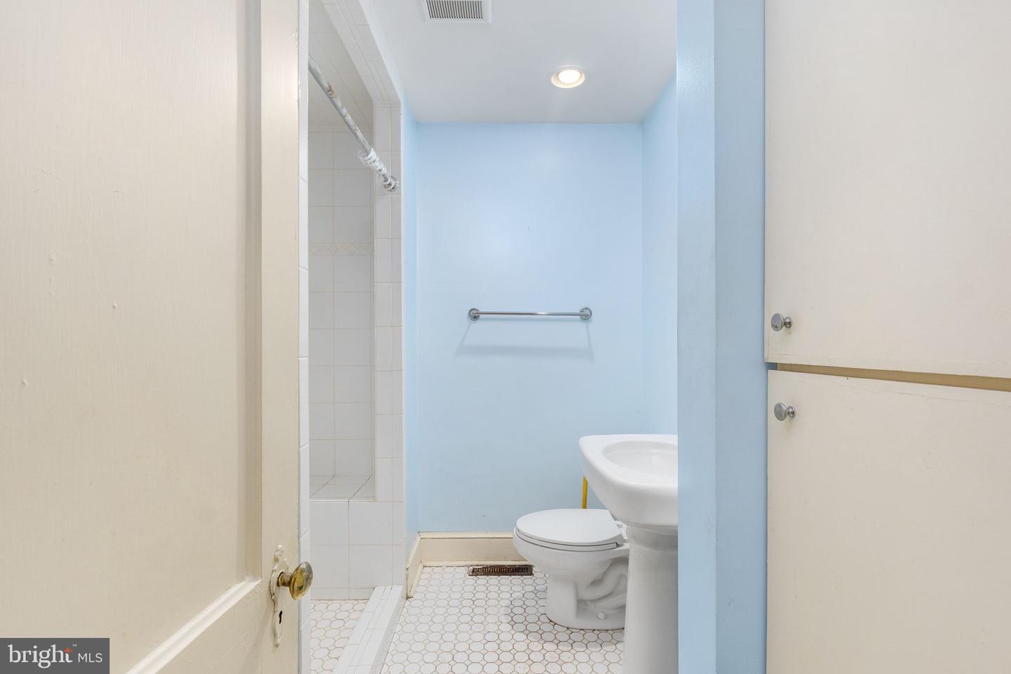 504 HAWKE ST, FREDERICKSBURG, Virginia 22401, 4 Bedrooms Bedrooms, ,2 BathroomsBathrooms,Residential,For sale,504 HAWKE ST,VAFB2009440 MLS # VAFB2009440