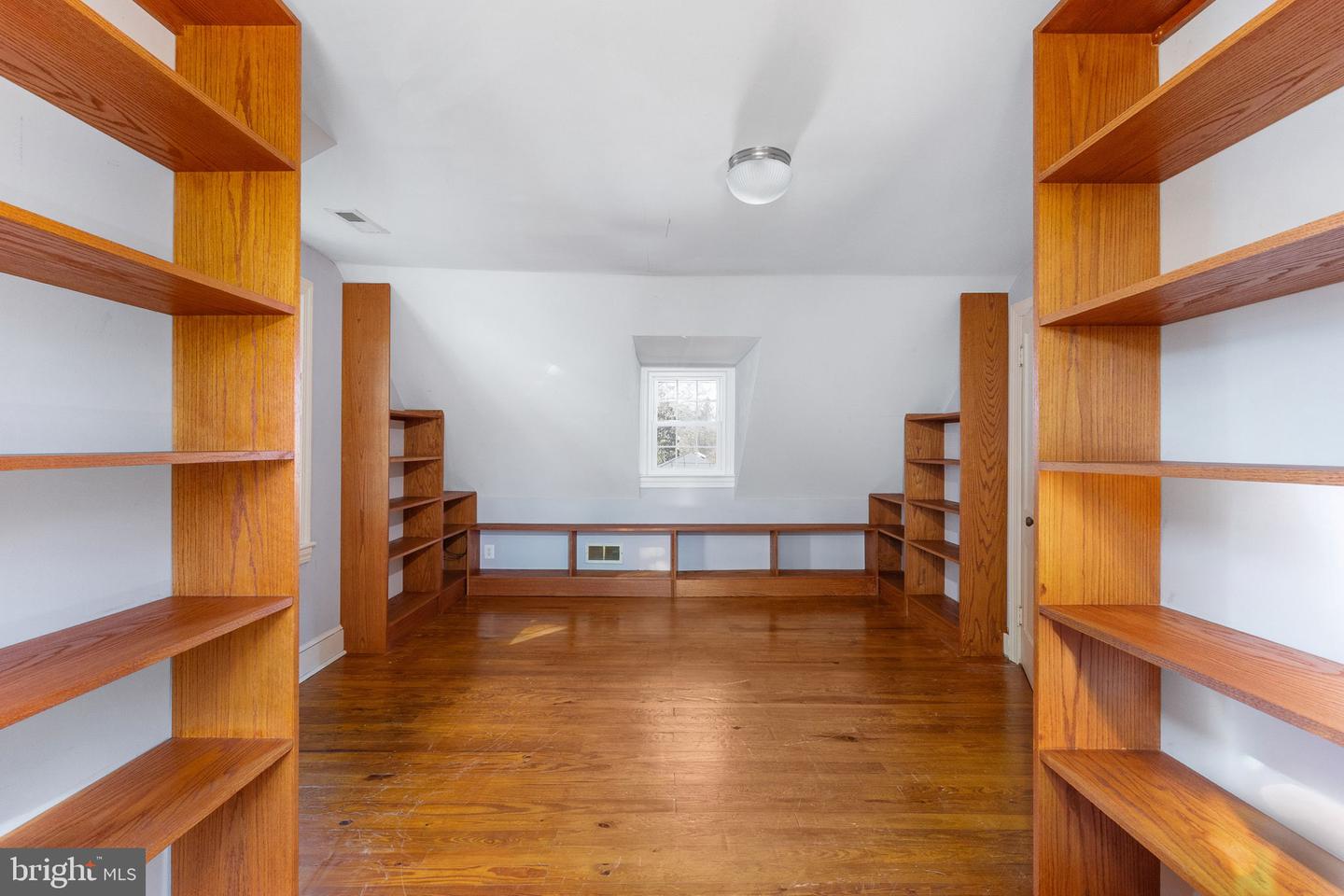 504 HAWKE ST, FREDERICKSBURG, Virginia 22401, 4 Bedrooms Bedrooms, ,2 BathroomsBathrooms,Residential,For sale,504 HAWKE ST,VAFB2009440 MLS # VAFB2009440