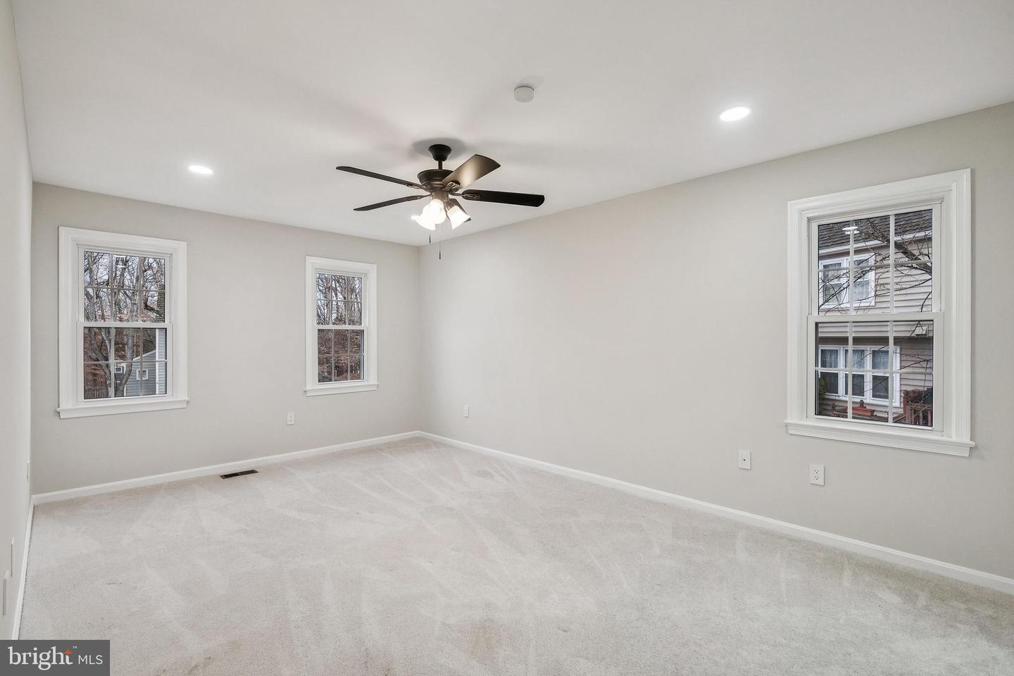 11975 FARRABOW LN, WOODBRIDGE, Virginia 22192, 4 Bedrooms Bedrooms, ,3 BathroomsBathrooms,Residential,For sale,11975 FARRABOW LN,VAPW2109480 MLS # VAPW2109480