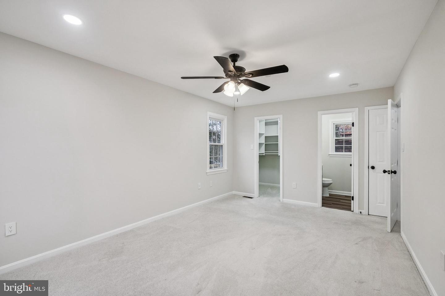 11975 FARRABOW LN, WOODBRIDGE, Virginia 22192, 4 Bedrooms Bedrooms, ,3 BathroomsBathrooms,Residential,For sale,11975 FARRABOW LN,VAPW2109480 MLS # VAPW2109480