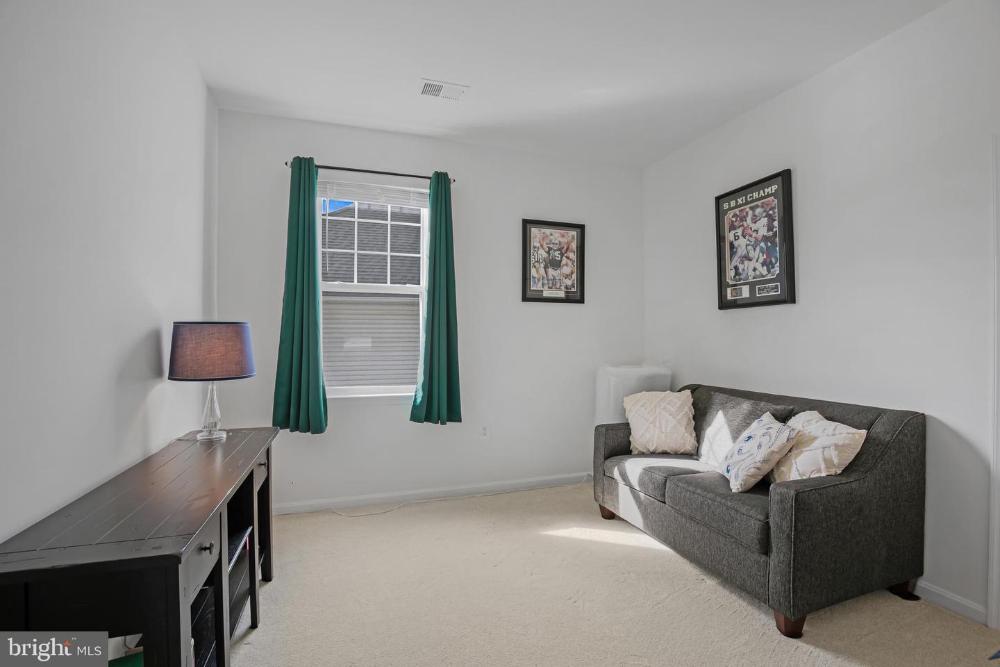 17510 LETHRIDGE CIR, ROUND HILL, Virginia 20141, 4 Bedrooms Bedrooms, ,3 BathroomsBathrooms,Residential,For sale,17510 LETHRIDGE CIR,VALO2112892 MLS # VALO2112892 17510 LETHRIDGE CIR, ROUND HILL, Virginia 20141, 4 Bedrooms Bedrooms, ,3 BathroomsBathrooms,Residential,For sale,17510 LETHRIDGE CIR,VALO2112892 MLS # VALO2112892