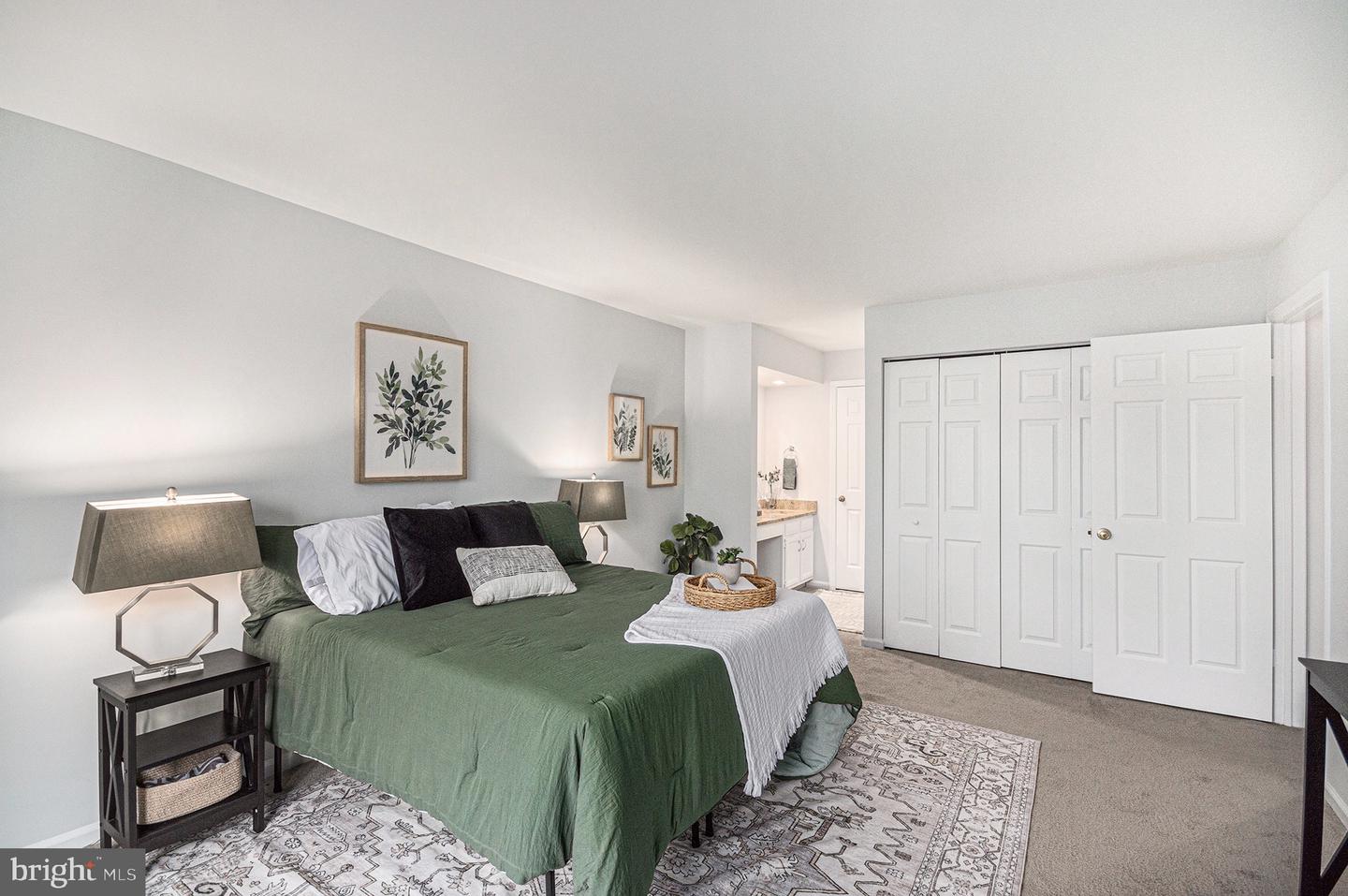 4561-F INTERLACHEN CT #F, ALEXANDRIA, Virginia 22312, 2 Bedrooms Bedrooms, ,2 BathroomsBathrooms,Residential,For sale,4561-F INTERLACHEN CT #F,VAFX2283206 MLS # VAFX2283206