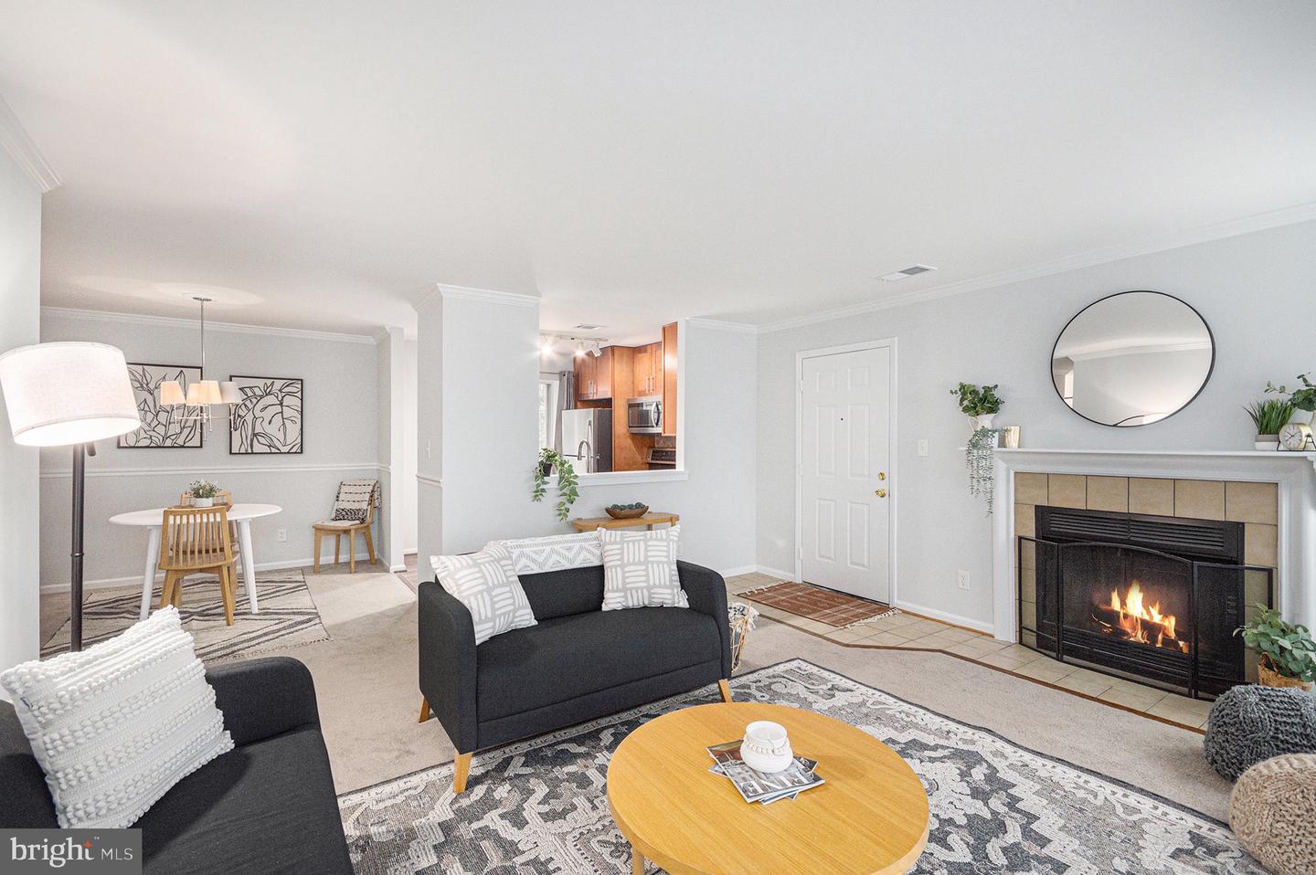 4561-F INTERLACHEN CT #F, ALEXANDRIA, Virginia 22312, 2 Bedrooms Bedrooms, ,2 BathroomsBathrooms,Residential,For sale,4561-F INTERLACHEN CT #F,VAFX2283206 MLS # VAFX2283206