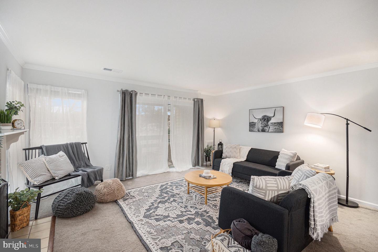 4561-F INTERLACHEN CT #F, ALEXANDRIA, Virginia 22312, 2 Bedrooms Bedrooms, ,2 BathroomsBathrooms,Residential,For sale,4561-F INTERLACHEN CT #F,VAFX2283206 MLS # VAFX2283206