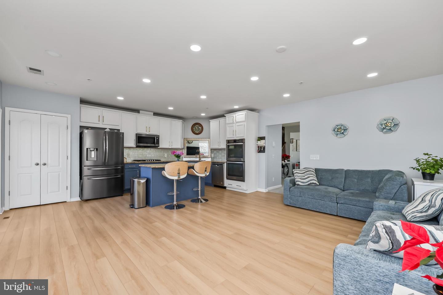 17016 BEVERIDGE DR, DUMFRIES, Virginia 22026, 3 Bedrooms Bedrooms, ,2 BathroomsBathrooms,Residential,For sale,17016 BEVERIDGE DR,VAPW2109496 MLS # VAPW2109496