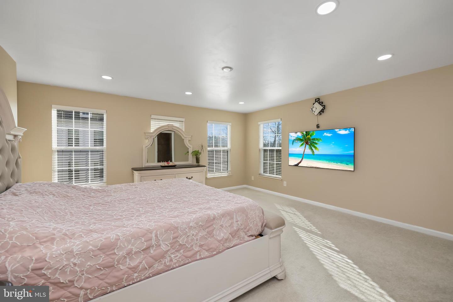 17016 BEVERIDGE DR, DUMFRIES, Virginia 22026, 3 Bedrooms Bedrooms, ,2 BathroomsBathrooms,Residential,For sale,17016 BEVERIDGE DR,VAPW2109496 MLS # VAPW2109496