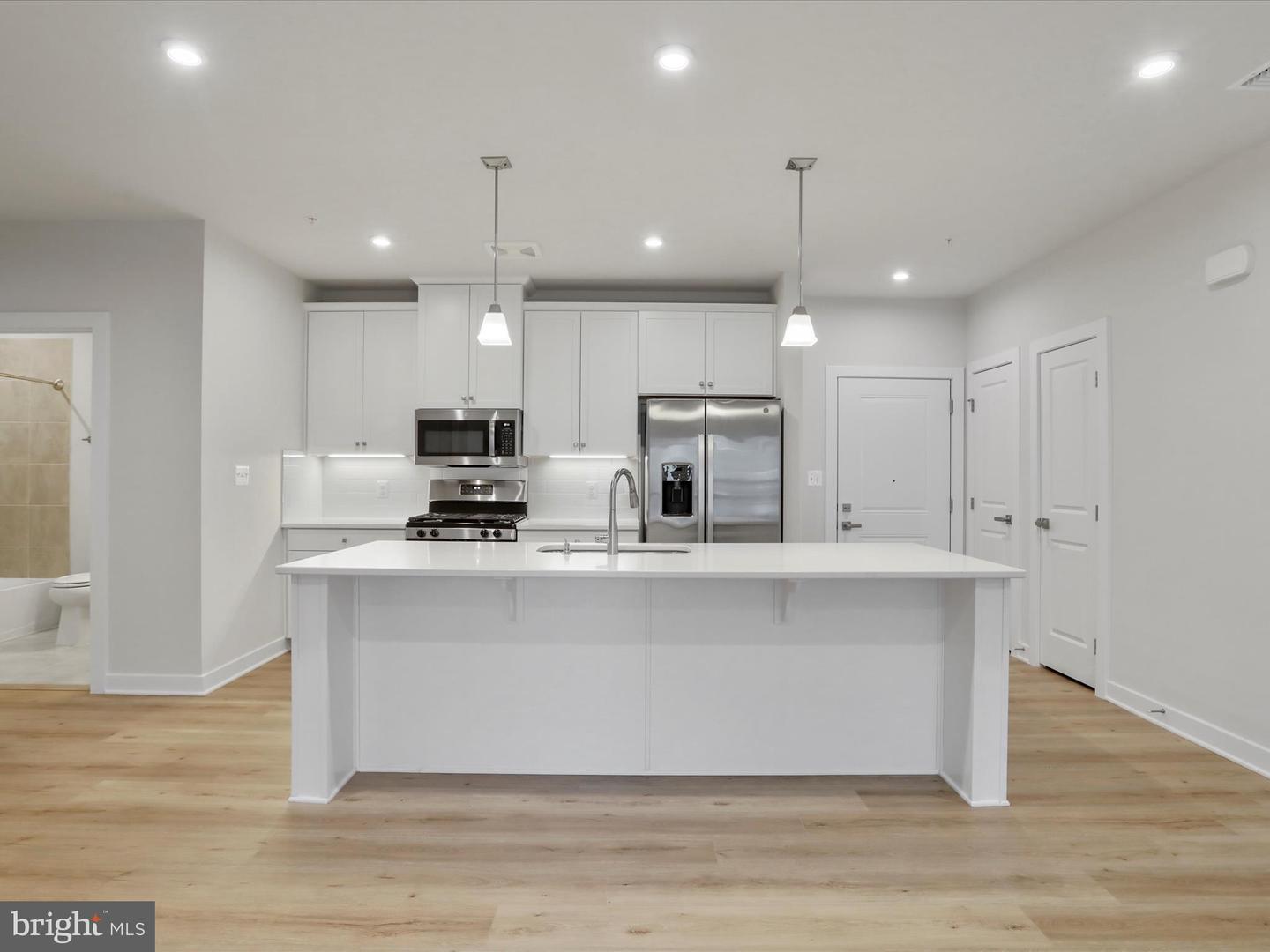 140 MCCORMICK CIR #302, WINCHESTER, Virginia 22602, 2 Bedrooms Bedrooms, ,2 BathroomsBathrooms,Residential,For sale,140 MCCORMICK CIR #302,VAFV2038584 MLS # VAFV2038584 140 MCCORMICK CIR #302, WINCHESTER, Virginia 22602, 2 Bedrooms Bedrooms, ,2 BathroomsBathrooms,Residential,For sale,140 MCCORMICK CIR #302,VAFV2038584 MLS # VAFV2038584