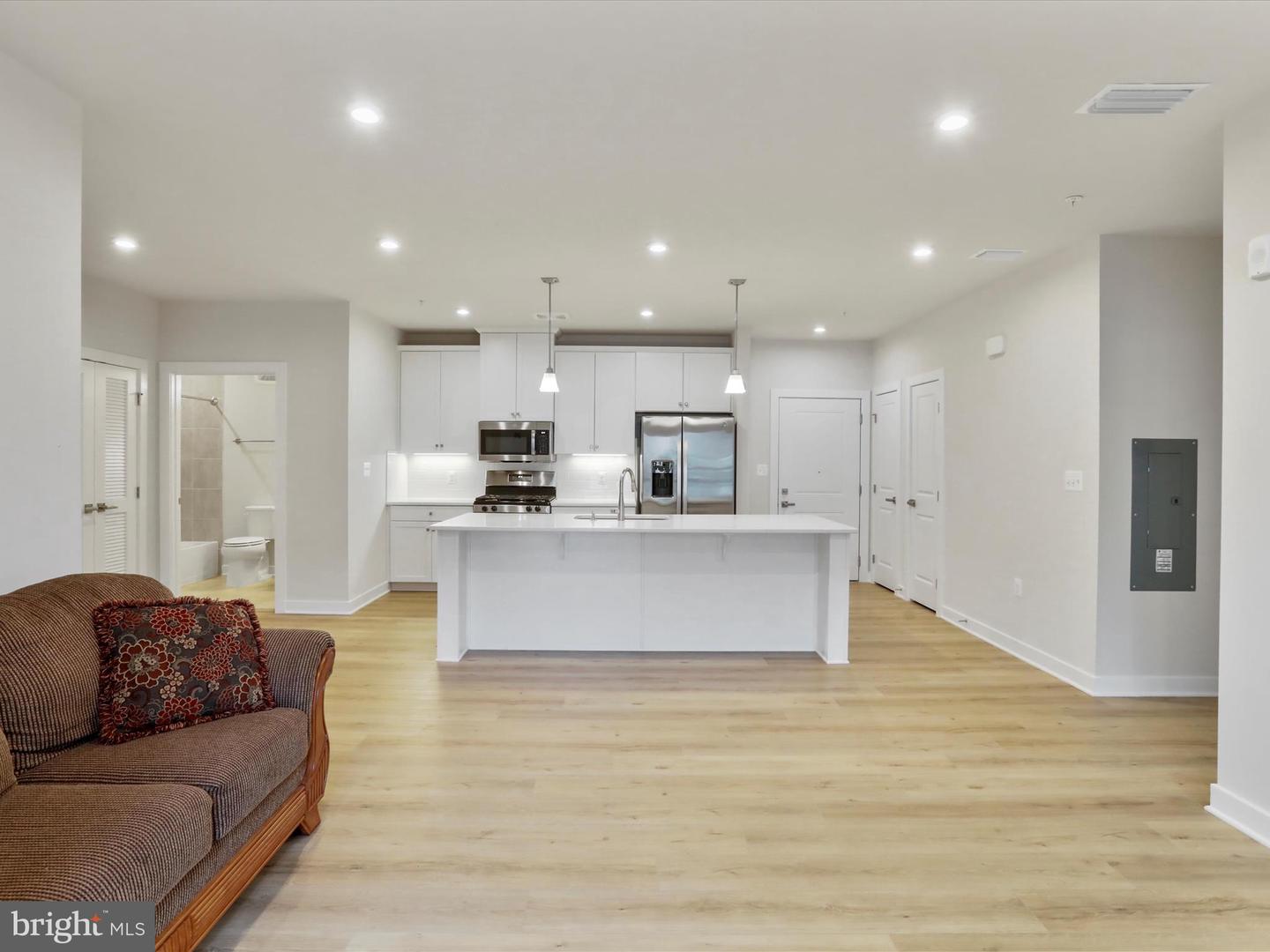 140 MCCORMICK CIR #302, WINCHESTER, Virginia 22602, 2 Bedrooms Bedrooms, ,2 BathroomsBathrooms,Residential,For sale,140 MCCORMICK CIR #302,VAFV2038584 MLS # VAFV2038584 140 MCCORMICK CIR #302, WINCHESTER, Virginia 22602, 2 Bedrooms Bedrooms, ,2 BathroomsBathrooms,Residential,For sale,140 MCCORMICK CIR #302,VAFV2038584 MLS # VAFV2038584