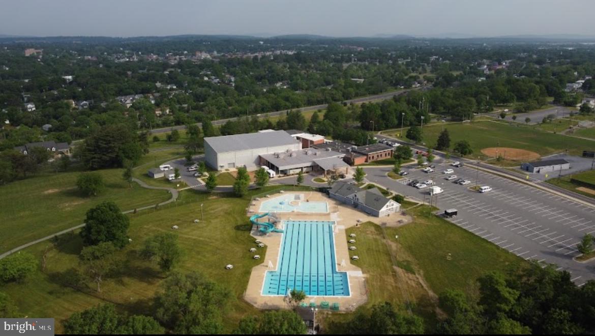 140 MCCORMICK CIR #302, WINCHESTER, Virginia 22602, 2 Bedrooms Bedrooms, ,2 BathroomsBathrooms,Residential,For sale,140 MCCORMICK CIR #302,VAFV2038584 MLS # VAFV2038584 140 MCCORMICK CIR #302, WINCHESTER, Virginia 22602, 2 Bedrooms Bedrooms, ,2 BathroomsBathrooms,Residential,For sale,140 MCCORMICK CIR #302,VAFV2038584 MLS # VAFV2038584