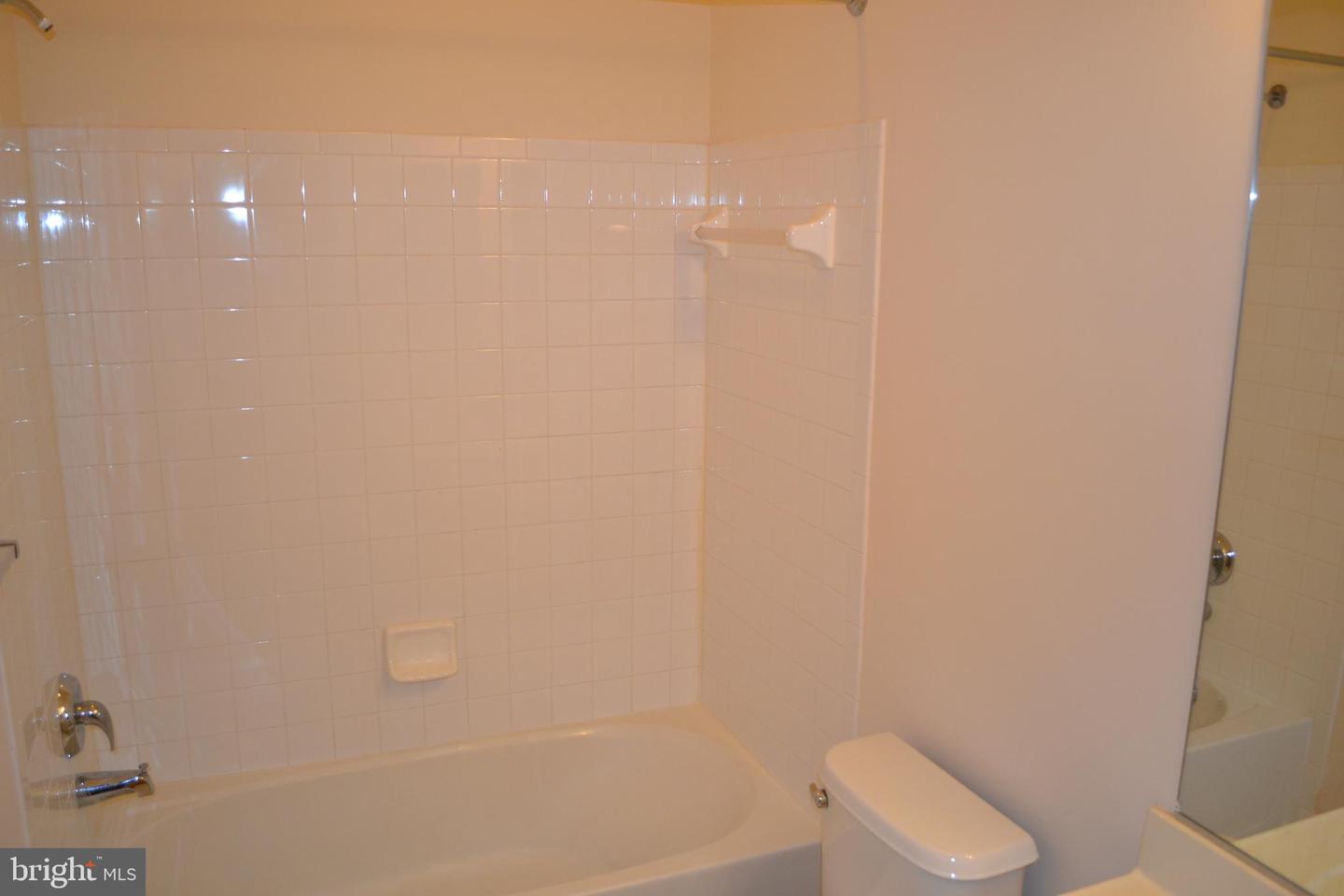 16456 KENNEWEG CT, WOODBRIDGE, Virginia 22191, 4 Bedrooms Bedrooms, ,3 BathroomsBathrooms,Residential,For sale,16456 KENNEWEG CT,VAPW2109520 MLS # VAPW2109520