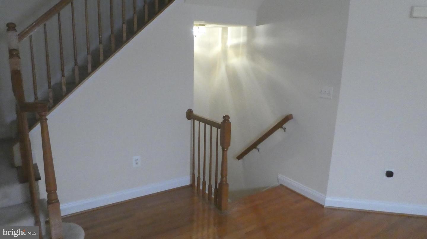 16456 KENNEWEG CT, WOODBRIDGE, Virginia 22191, 4 Bedrooms Bedrooms, ,3 BathroomsBathrooms,Residential,For sale,16456 KENNEWEG CT,VAPW2109520 MLS # VAPW2109520