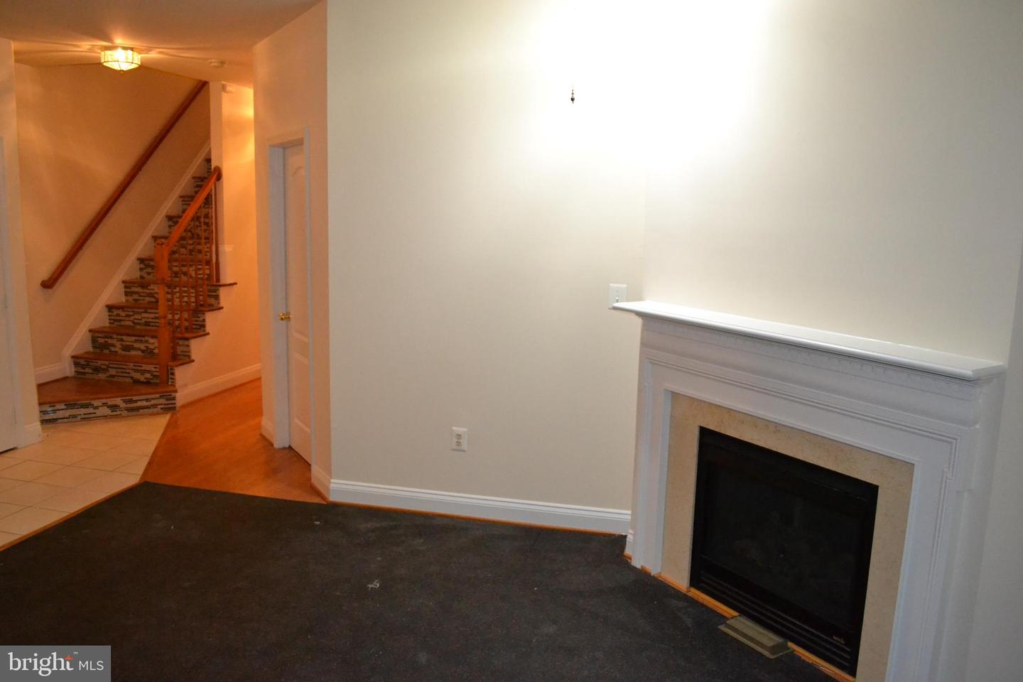 16456 KENNEWEG CT, WOODBRIDGE, Virginia 22191, 4 Bedrooms Bedrooms, ,3 BathroomsBathrooms,Residential,For sale,16456 KENNEWEG CT,VAPW2109520 MLS # VAPW2109520