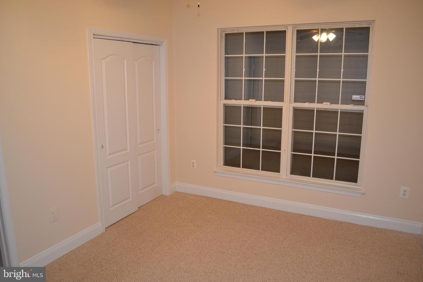 16456 KENNEWEG CT, WOODBRIDGE, Virginia 22191, 4 Bedrooms Bedrooms, ,3 BathroomsBathrooms,Residential,For sale,16456 KENNEWEG CT,VAPW2109520 MLS # VAPW2109520