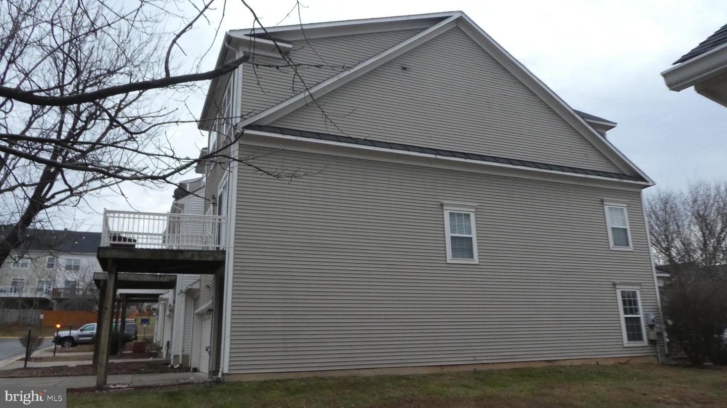 16456 KENNEWEG CT, WOODBRIDGE, Virginia 22191, 4 Bedrooms Bedrooms, ,3 BathroomsBathrooms,Residential,For sale,16456 KENNEWEG CT,VAPW2109520 MLS # VAPW2109520