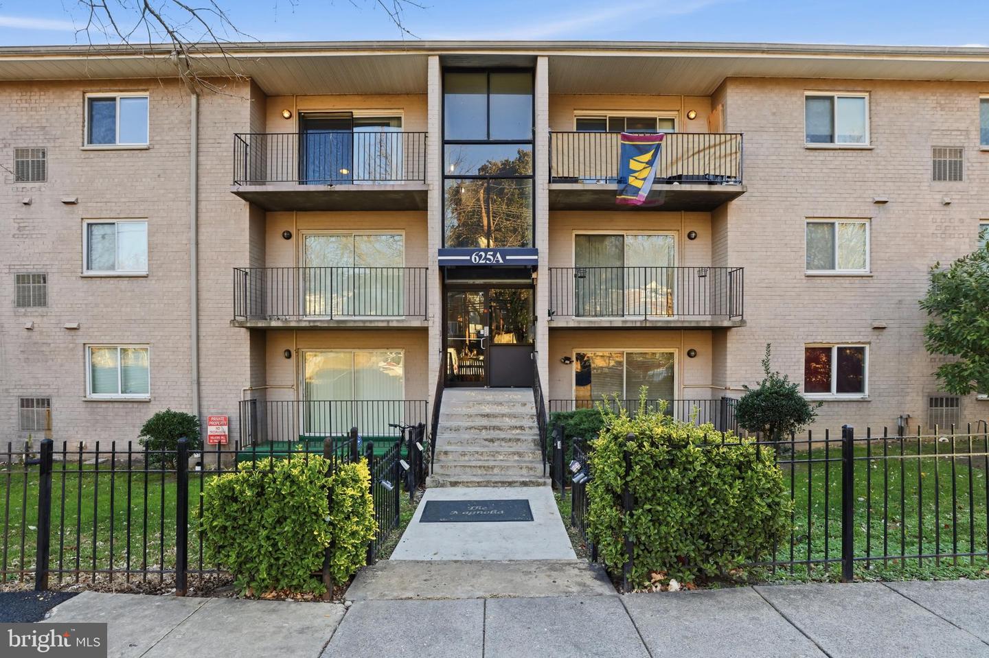 625 CHESAPEAKE ST SE #301, WASHINGTON, District Of Columbia 20032, 2 Bedrooms Bedrooms, ,1 BathroomBathrooms,Residential,For sale,625 CHESAPEAKE ST SE #301,DCDC2235770 MLS # DCDC2235770